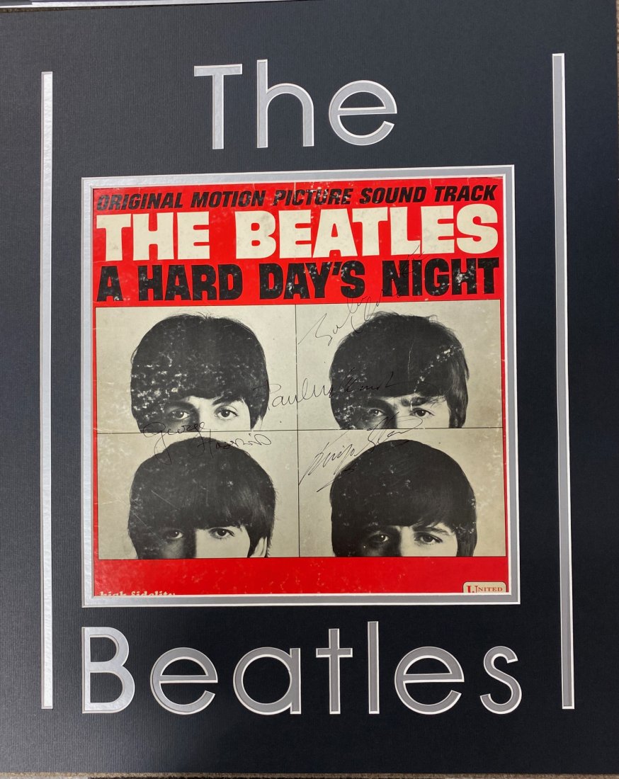 THE BEATLES AUTOGRAHED ALBUM COVER ALL 4 LENNON (1 of 1)