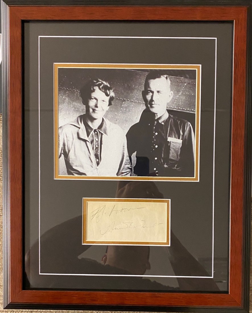 AMELIA EARHART FRED NOONAN AUTOGRAPHED DISPLAY (1 of 1)