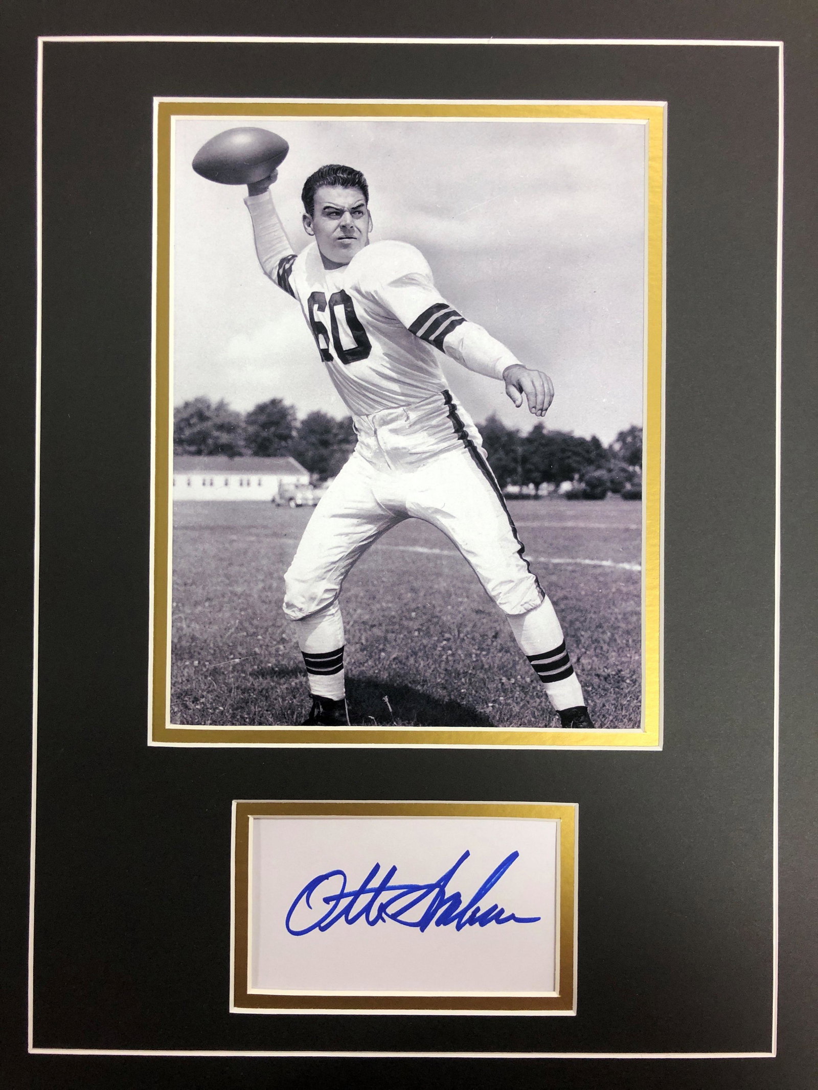 Otto Graham Autographed Display, Photo is MOCK UP (1 of 1)