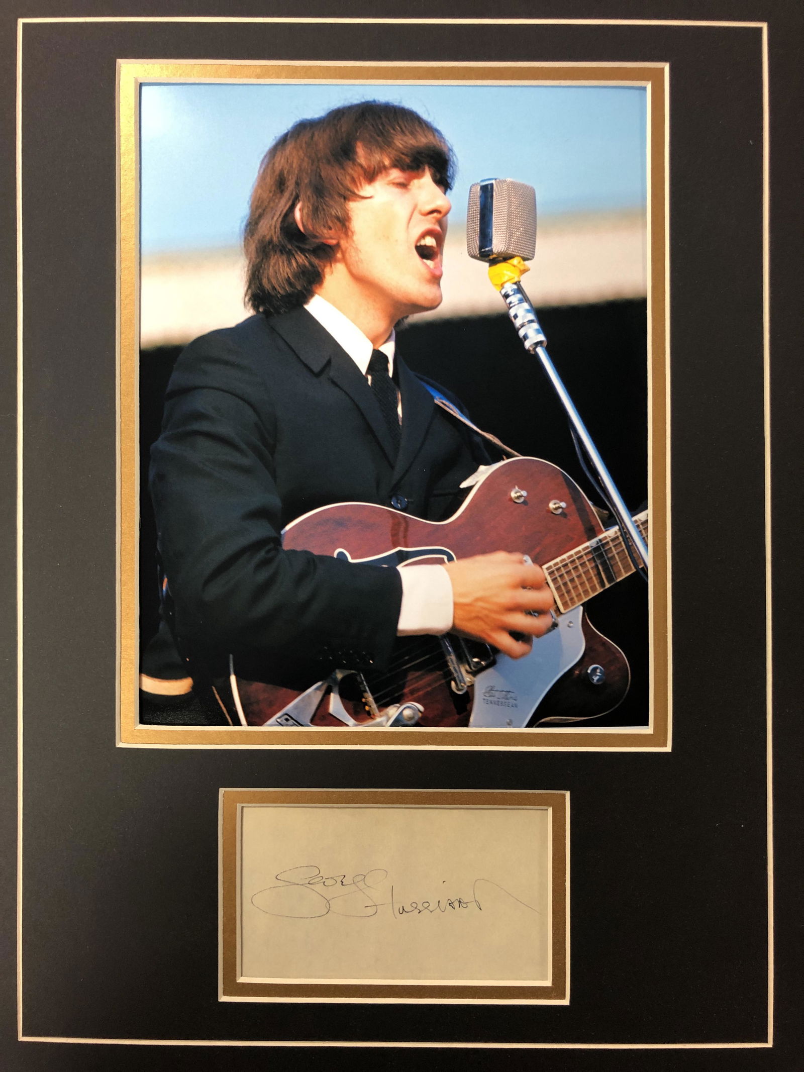 George Harrison  Autograph Display (1 of 1)