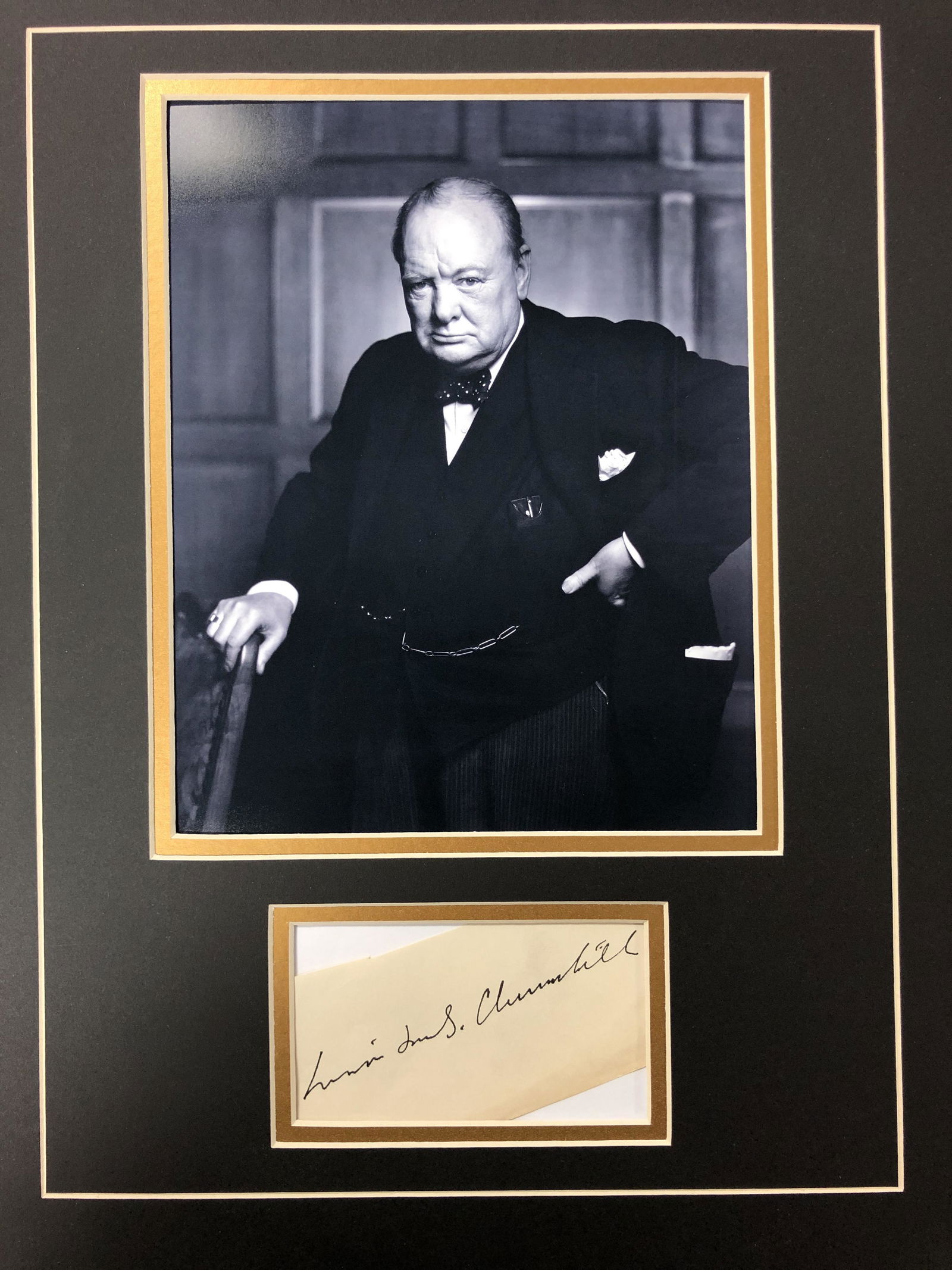 Winston Churchill Autograph Display,MOCK UP, Final (1 of 1)