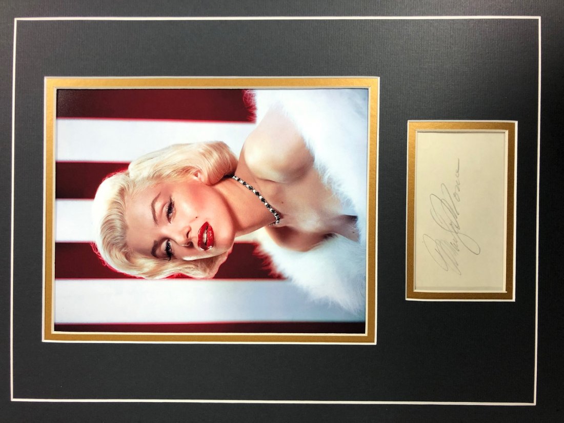 Marilyn Monroe Autographed Display (1 of 1)