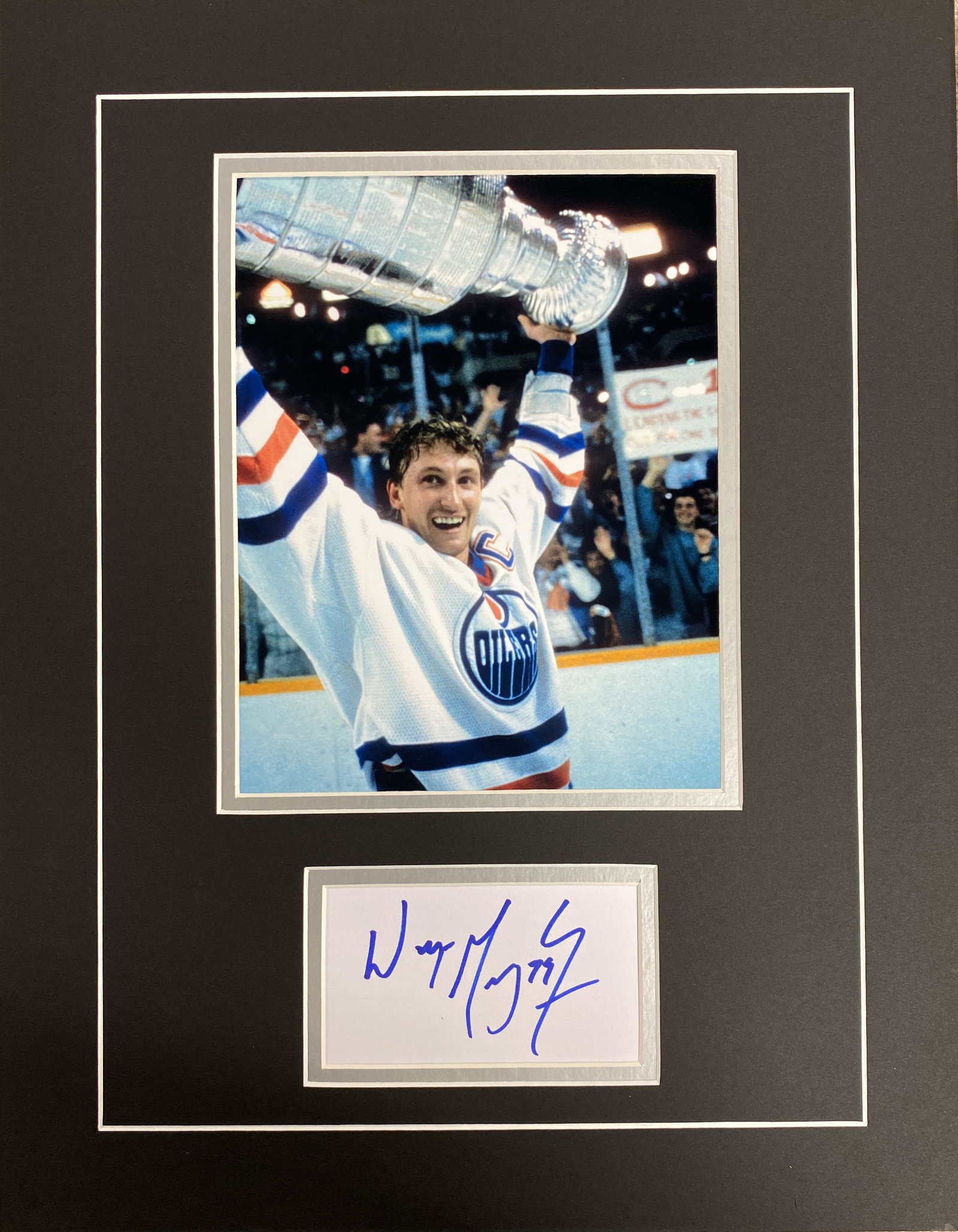 Wayne Gretsky Autographed Display (1 of 1)