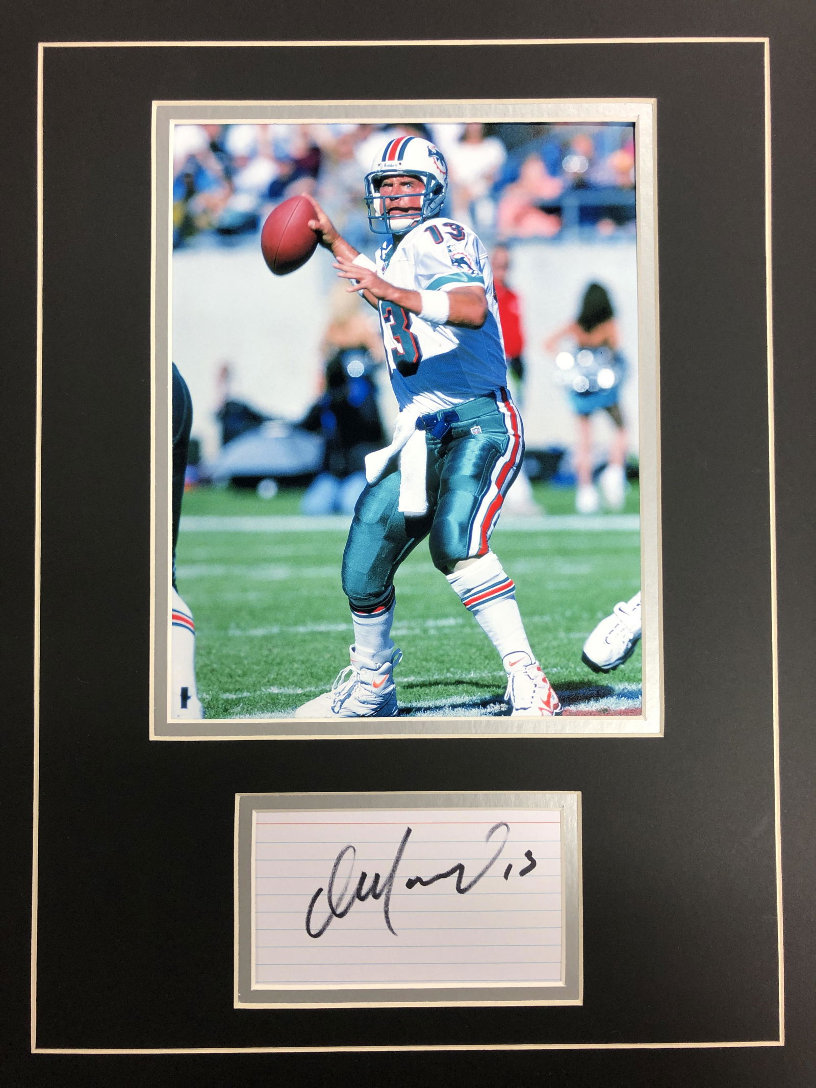Dan Marino Autograph Display (1 of 1)