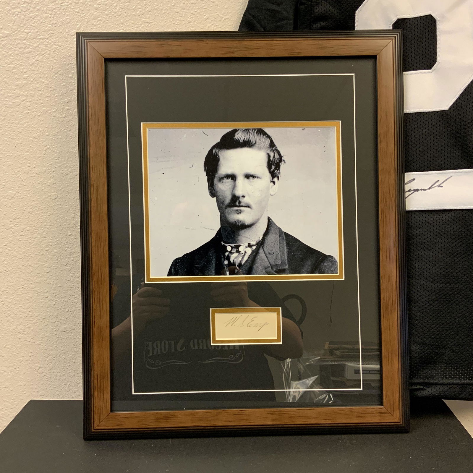 Wyatt Earp FRAMED Autograph Display (1 of 1)