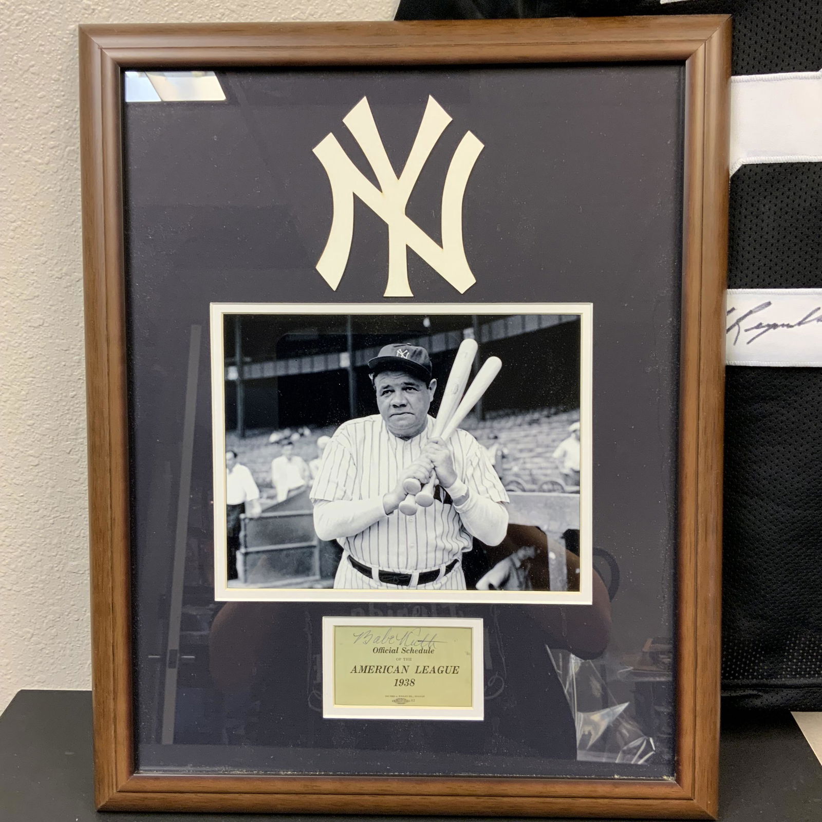 Babe Ruth FRAMED Autograph Display (1 of 1)