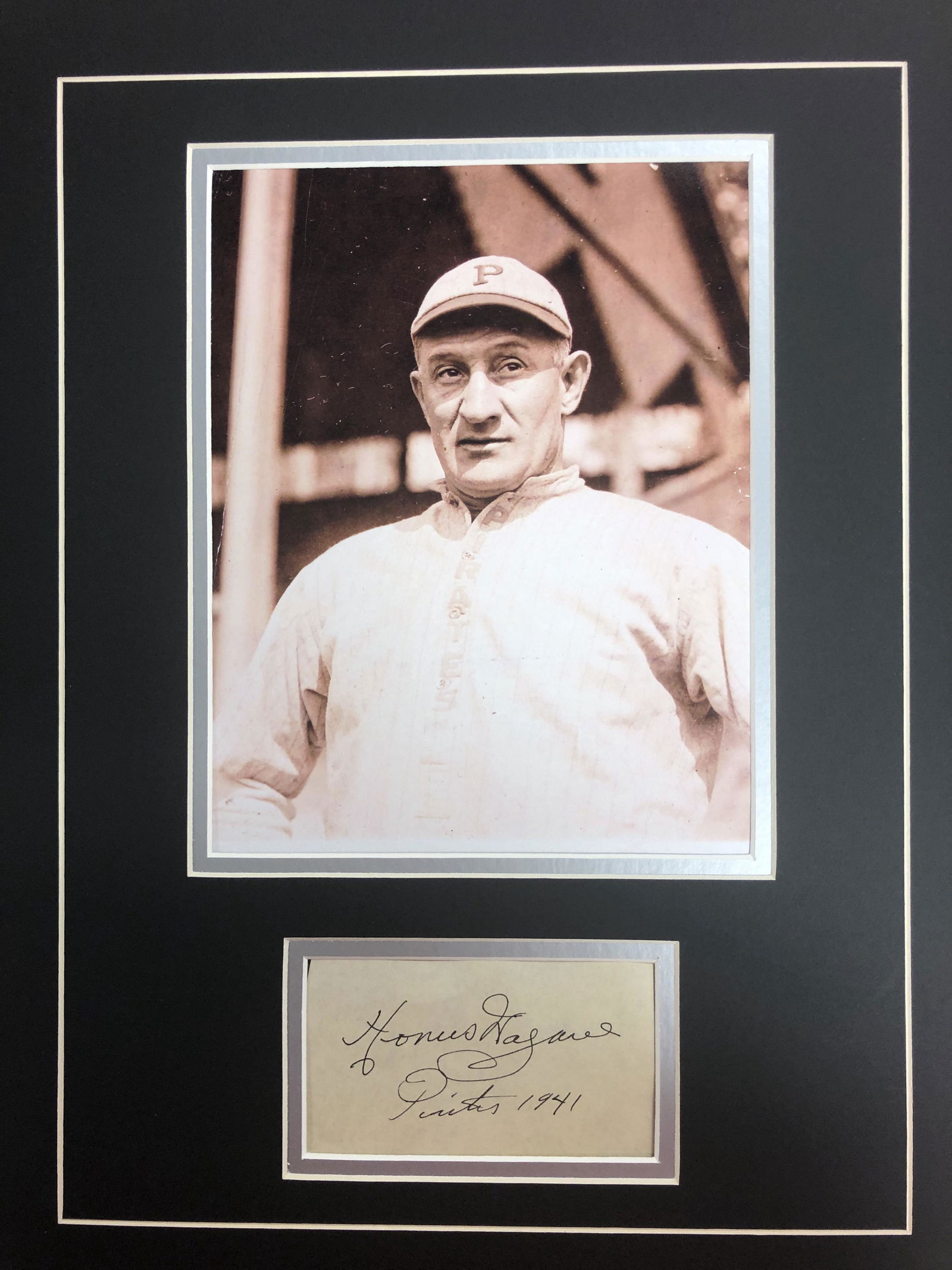 Honus Wagner Autograph Display (1 of 1)