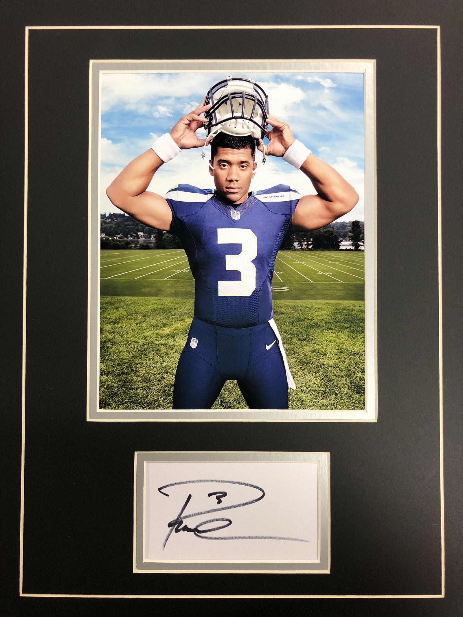 Russel Wilson Autograph Display (1 of 1)