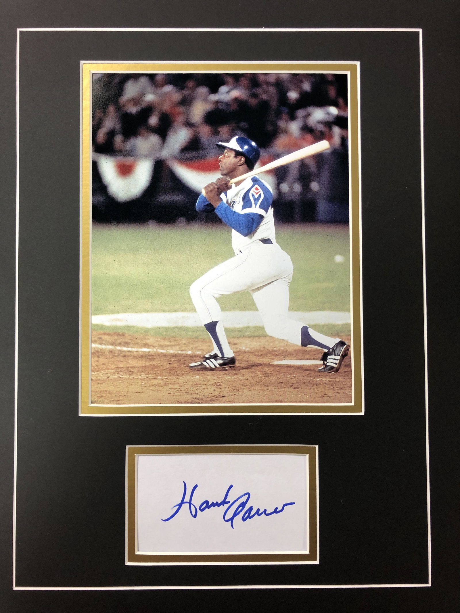 Hank Aarron Autograph Display (1 of 1)