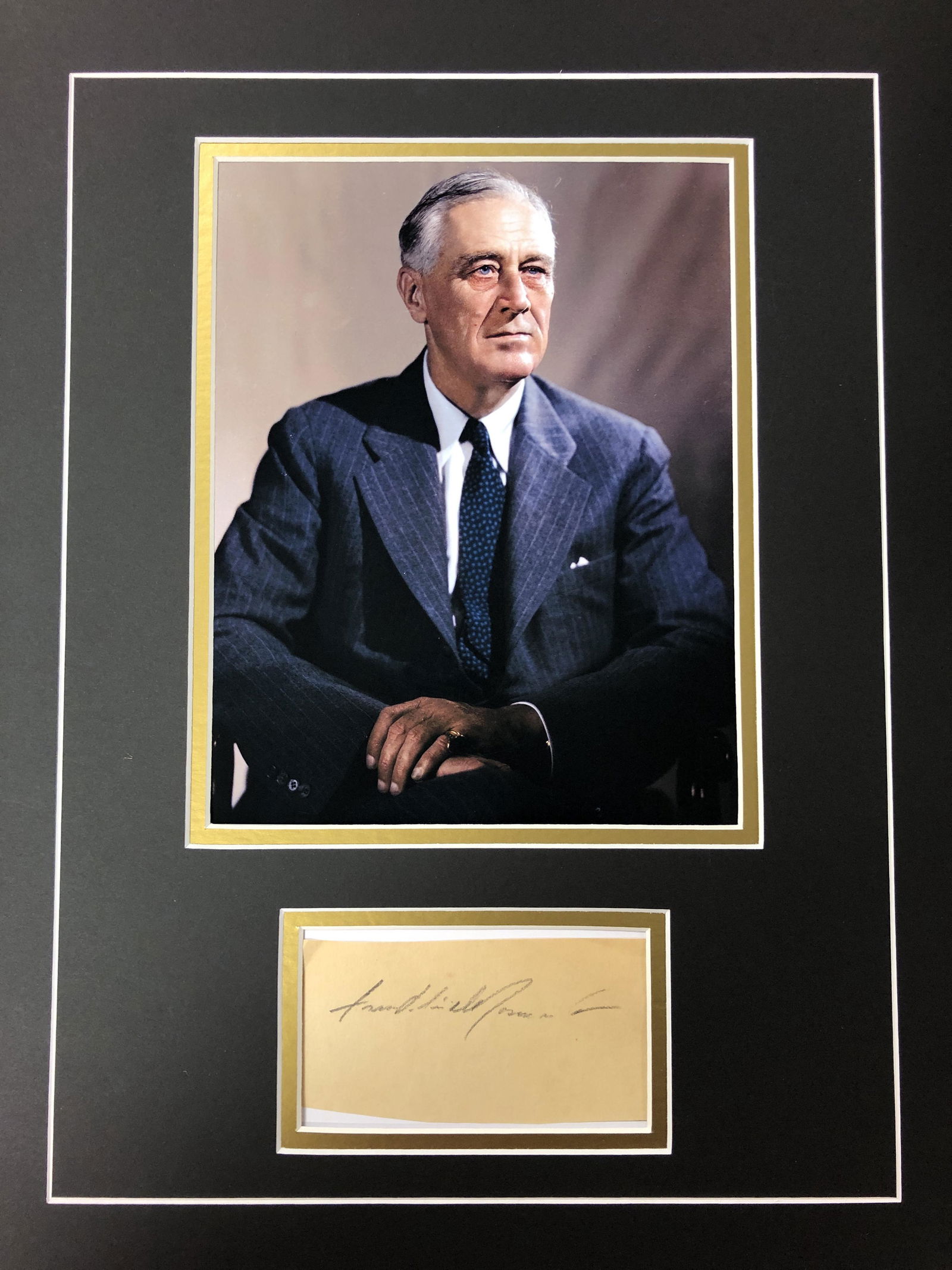 Franklin D Roosevelt Autograph Display (1 of 1)