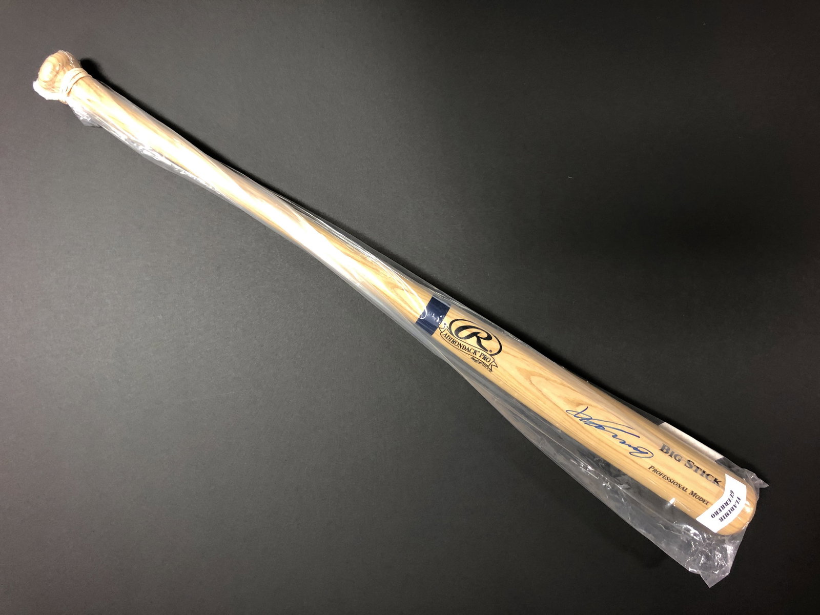 Vladimir Guerrero Autographed Bat Beckett Authenticated (1 of 1)