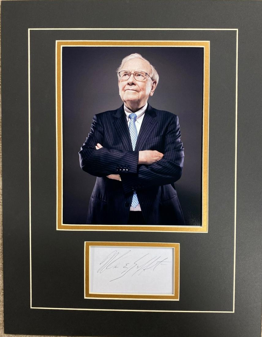 Warren Buffett Autograph Display (1 of 1)