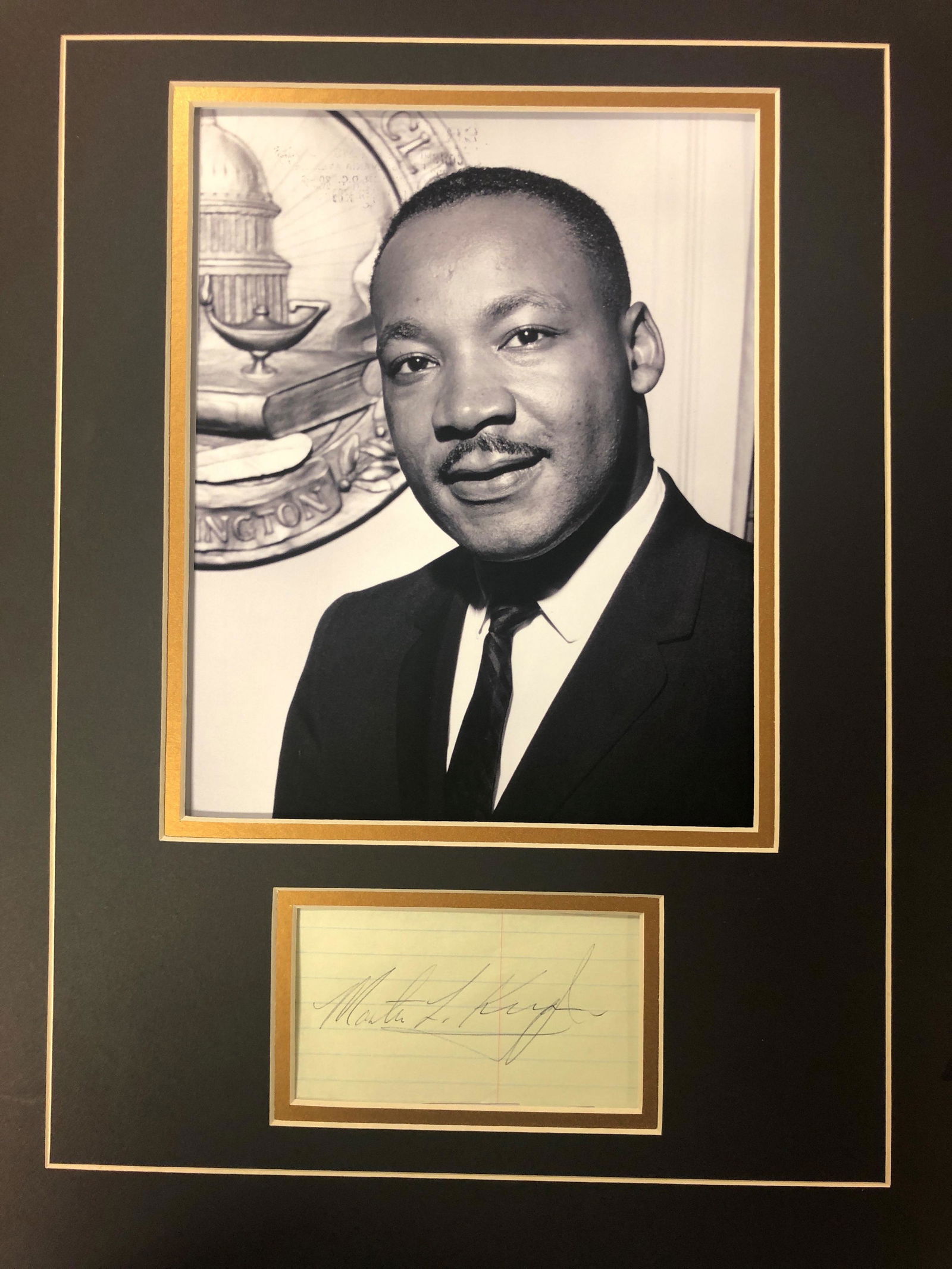 Martin Luther King Jr. Autograph Display (1 of 1)