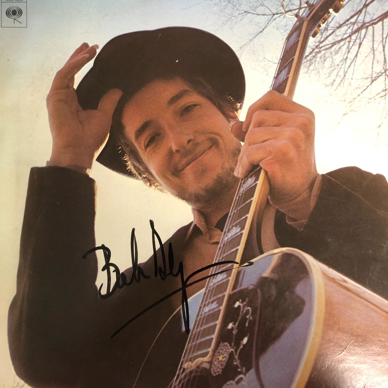 Bob Dylan Autographed Album Cover: Displays are assembled AFTER payment is received, picture is a mock up of finished product. Displays are not framed, and can be framed for a cost. Framed items will state they are framed in the name o