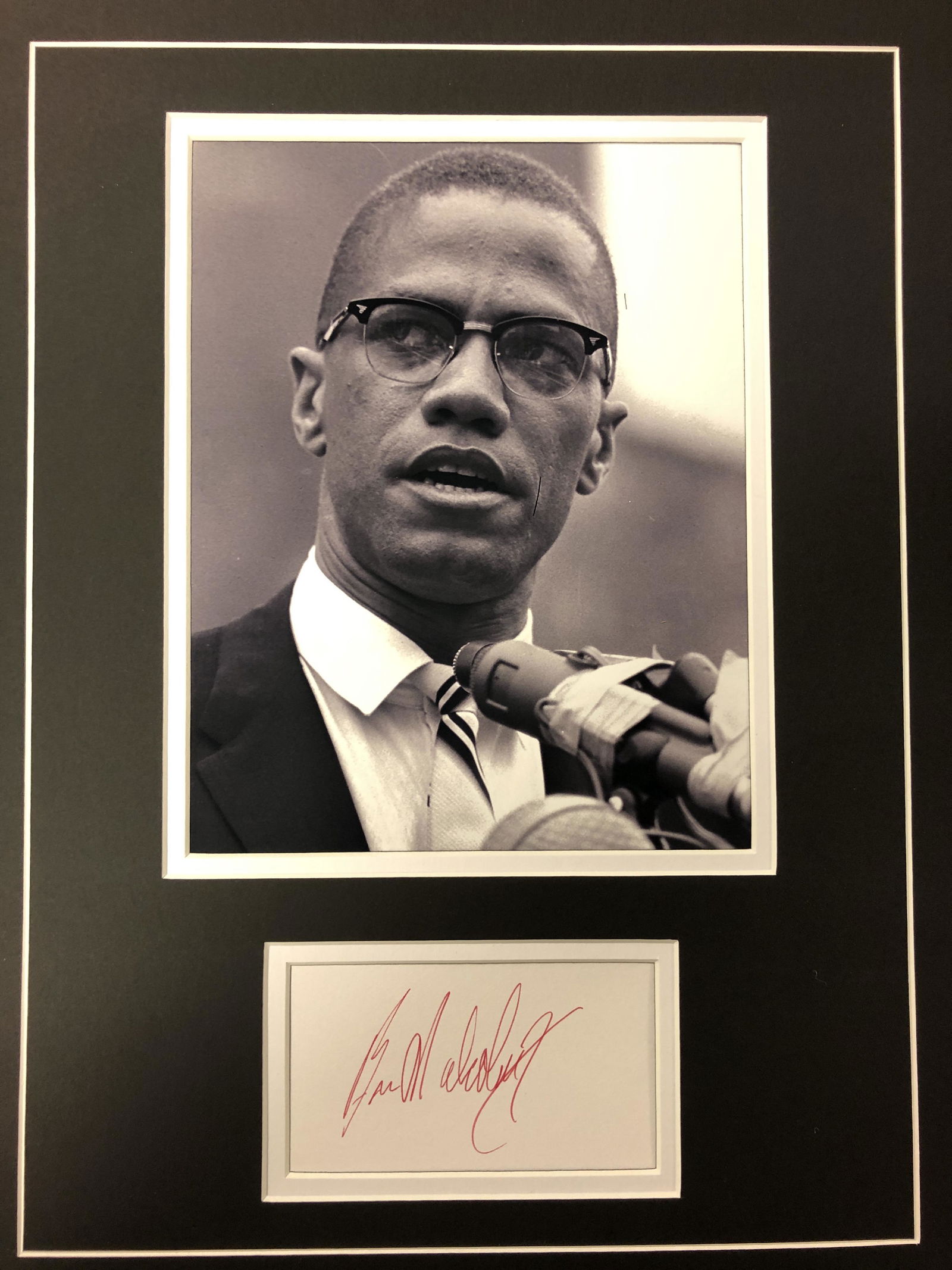 Malcolm X Autograph Display (1 of 1)