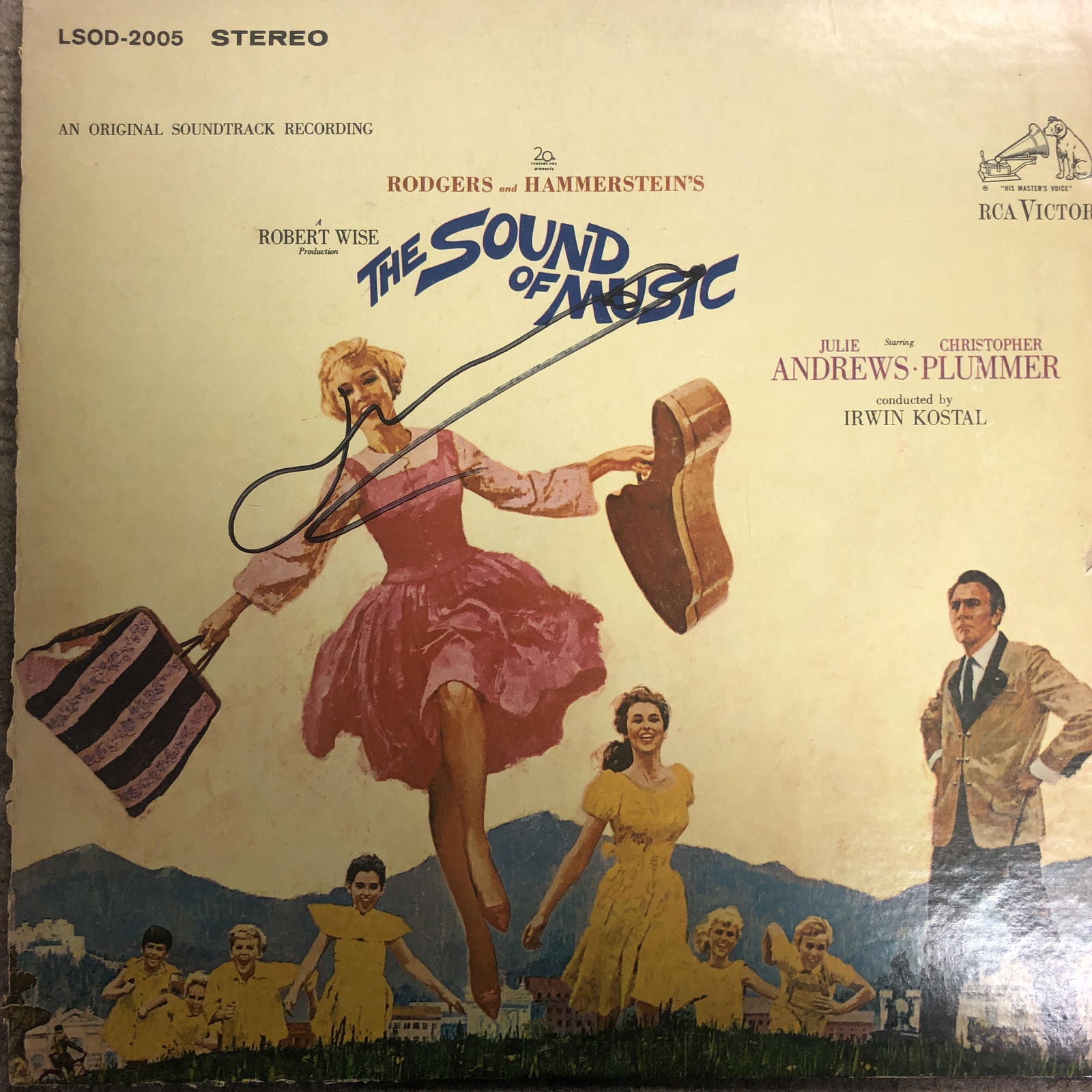 Julie Andrews Autographed Album Cover: Displays are assembled AFTER payment is received, picture is a mock up of finished product. Displays are not framed, and can be framed for a cost. Framed items will state they are framed in the name o