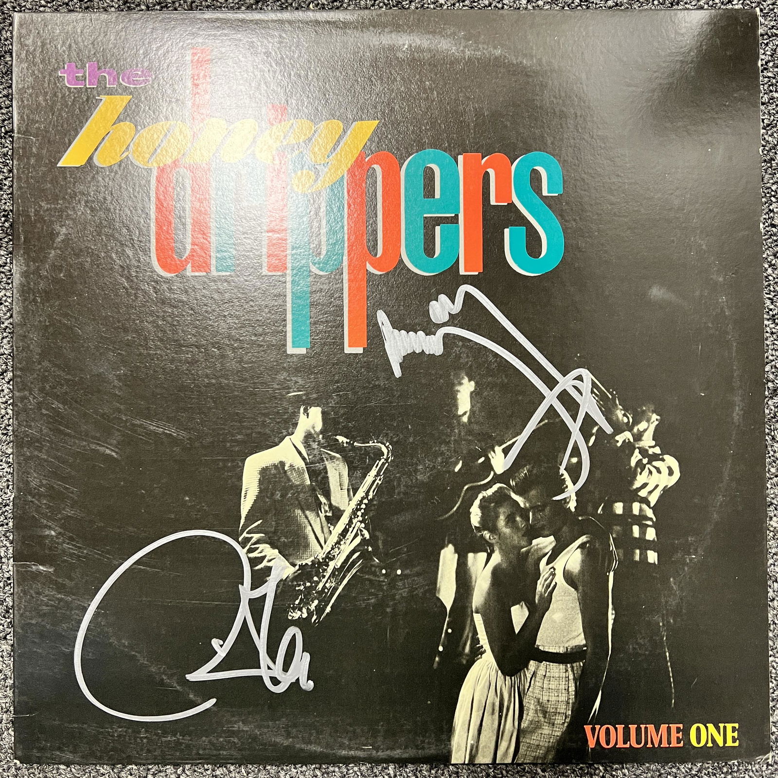 Robert Plant Jimmy Page Autographed ALBUM: Displays are not framed, and can be framed for a cost. Framed items will state they are framed in the name of the item. All signed items come with a COA. Ask any and all questions BEFORE bidding. Sign