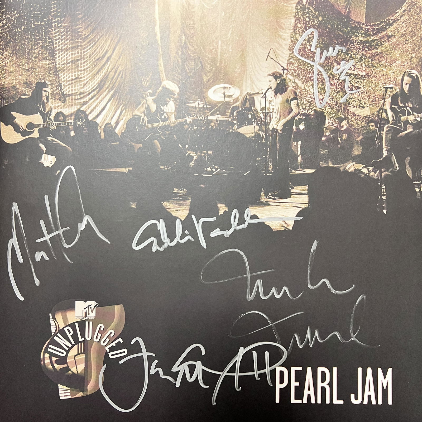 Pearl Jam Autographed ALBUM All 5 (1 of 1)