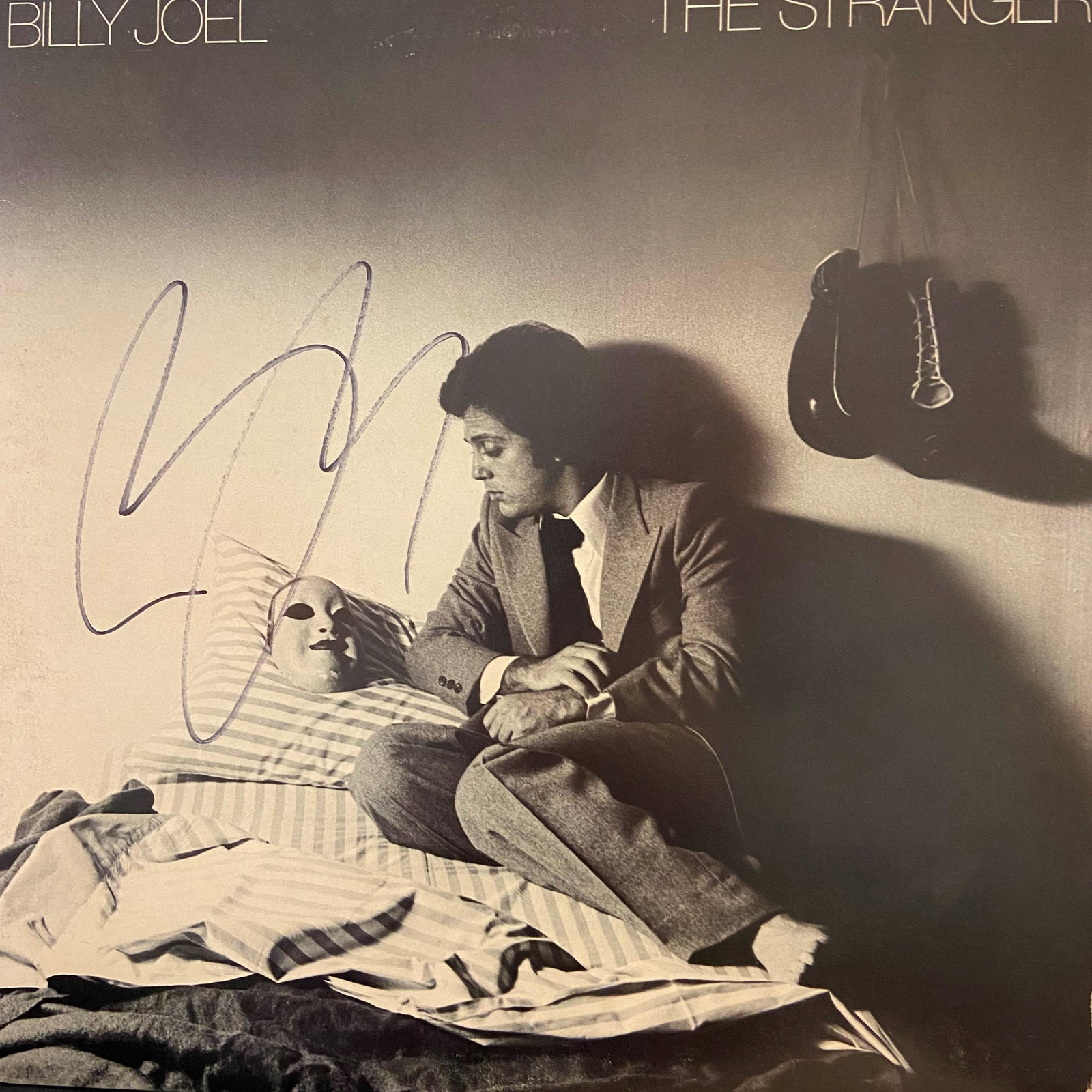 Billy Joel Autographed Album Cover: Displays are assembled AFTER payment is received, picture is a mock up of finished product. Displays are not framed, and can be framed for a cost. Framed items will state they are framed in the name o