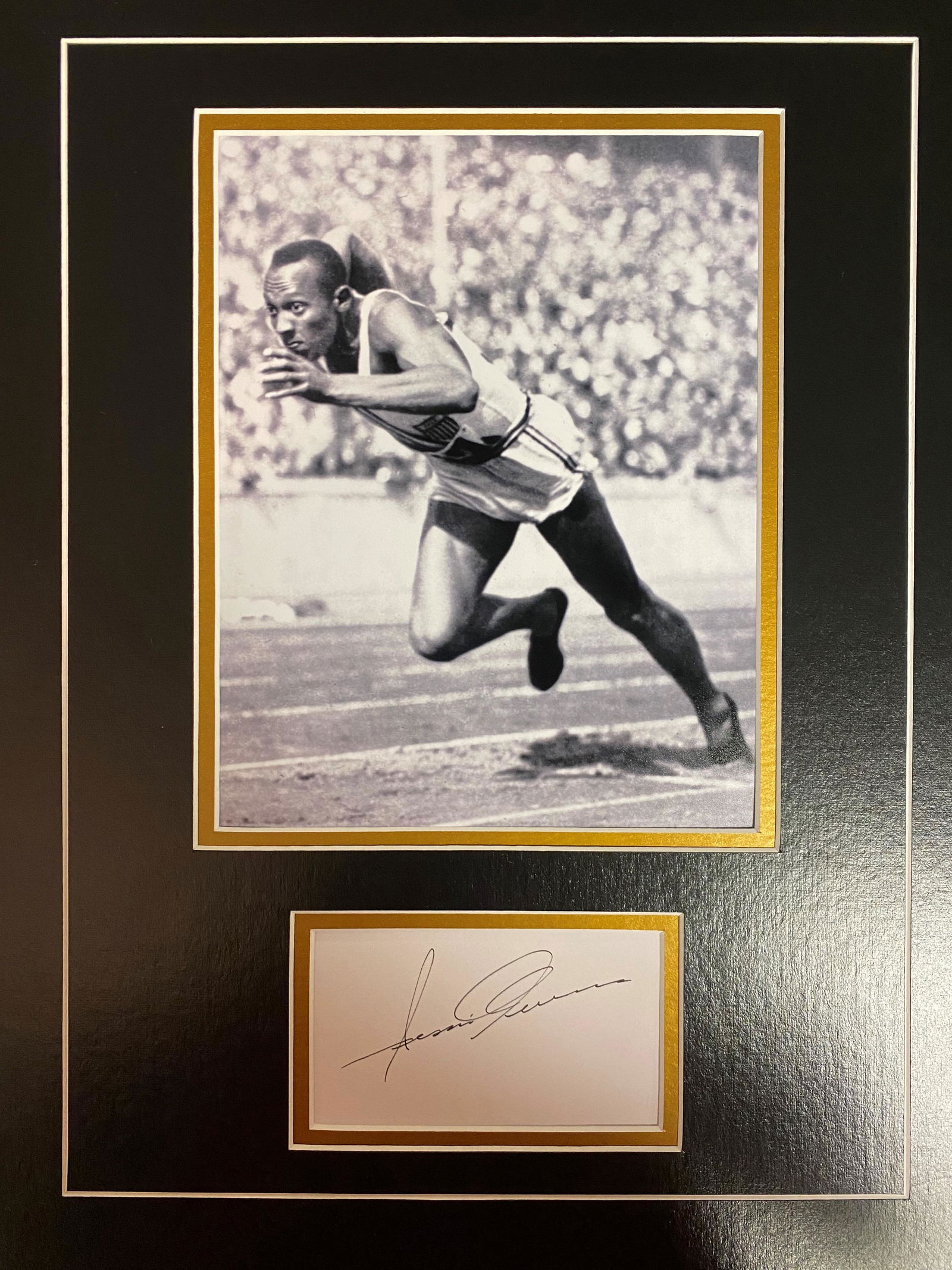 Jesse Owens Autograph Display (1 of 1)