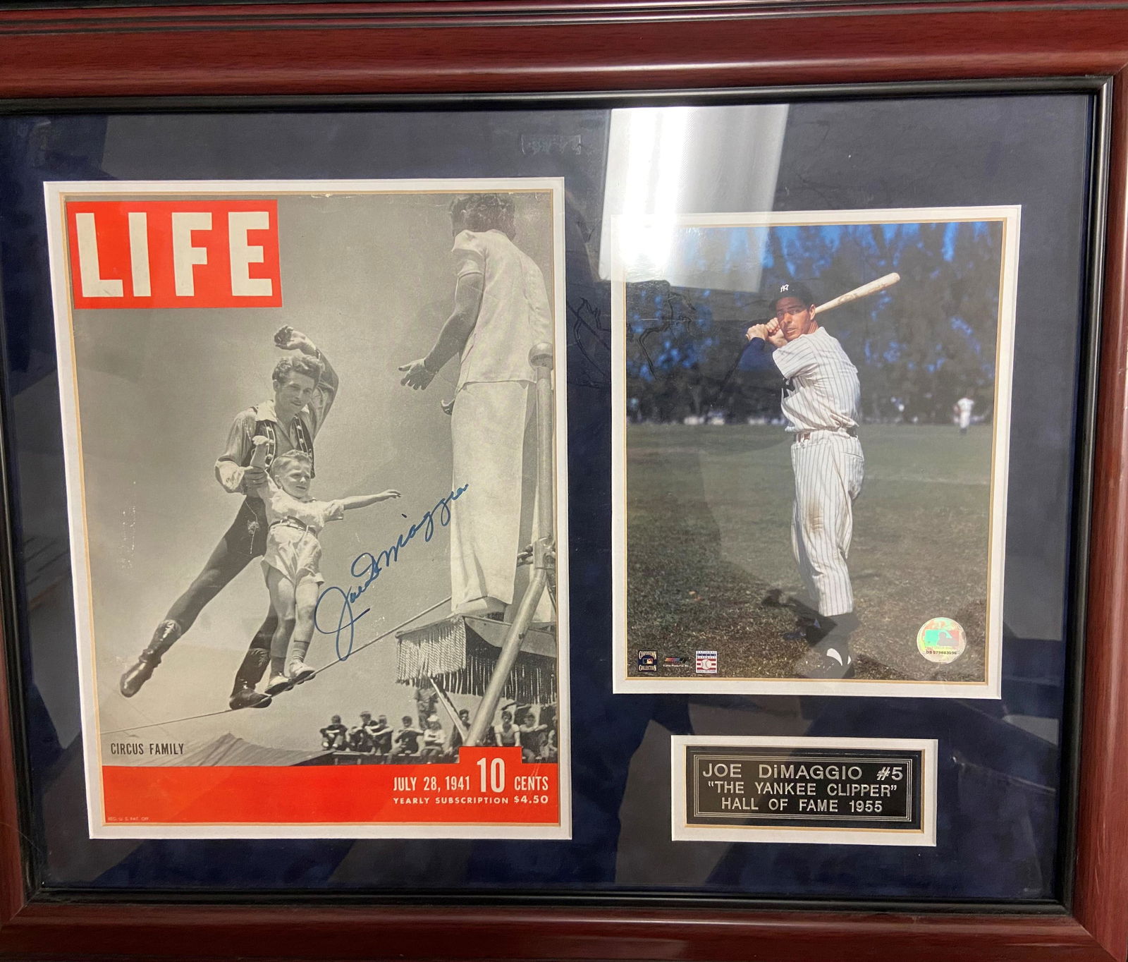 Joe DiMaggio Autographed FRAMED Display (1 of 1)