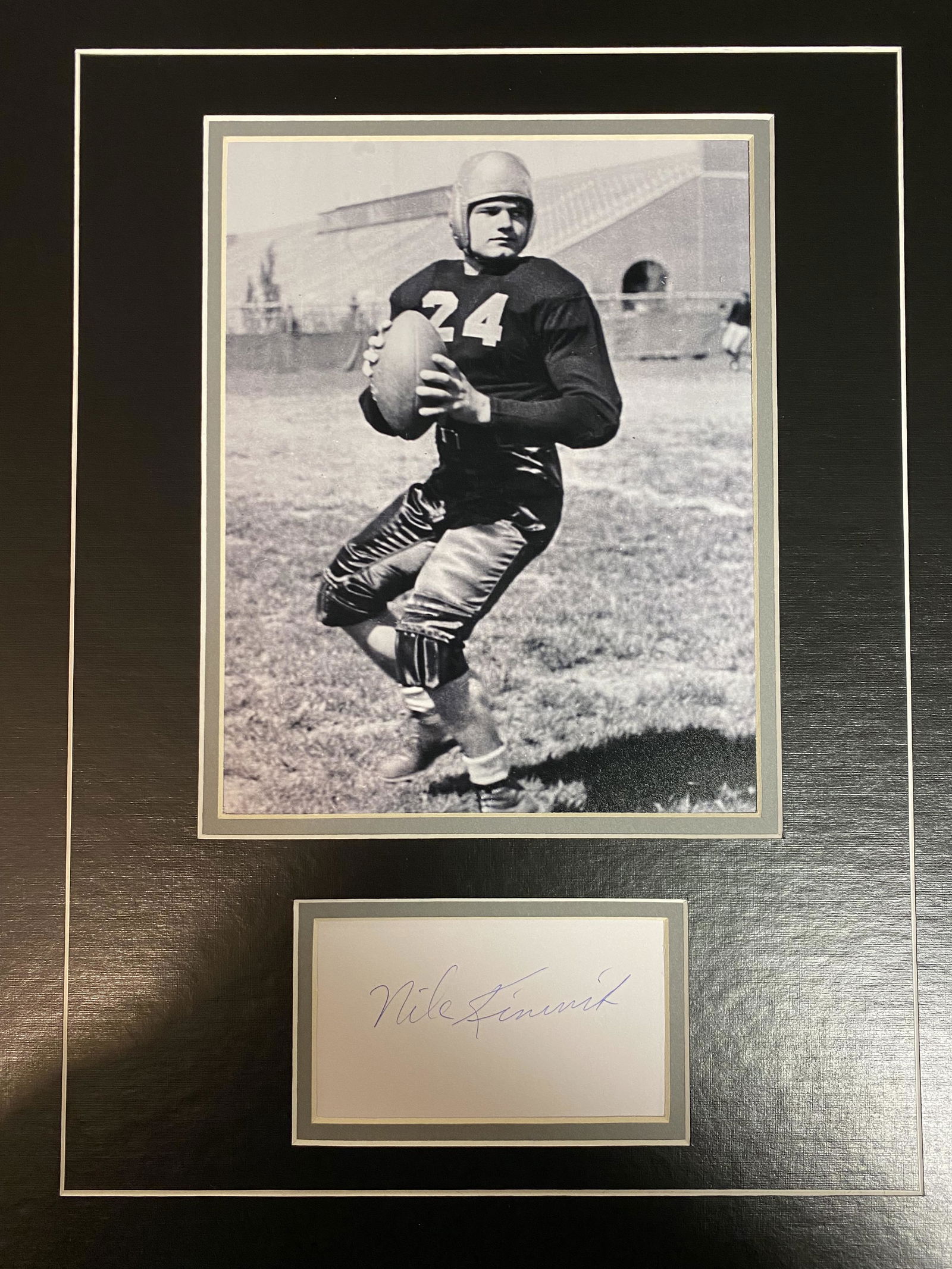 Nile Kinnick Autograph Display (1 of 1)
