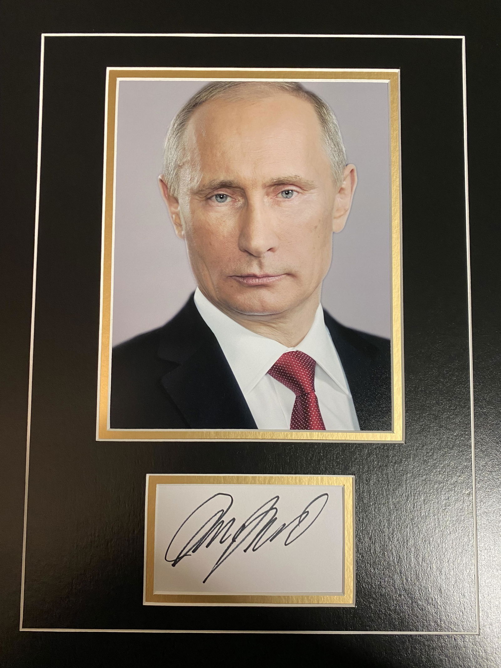 Vladimir Putin Autograph Display (1 of 1)