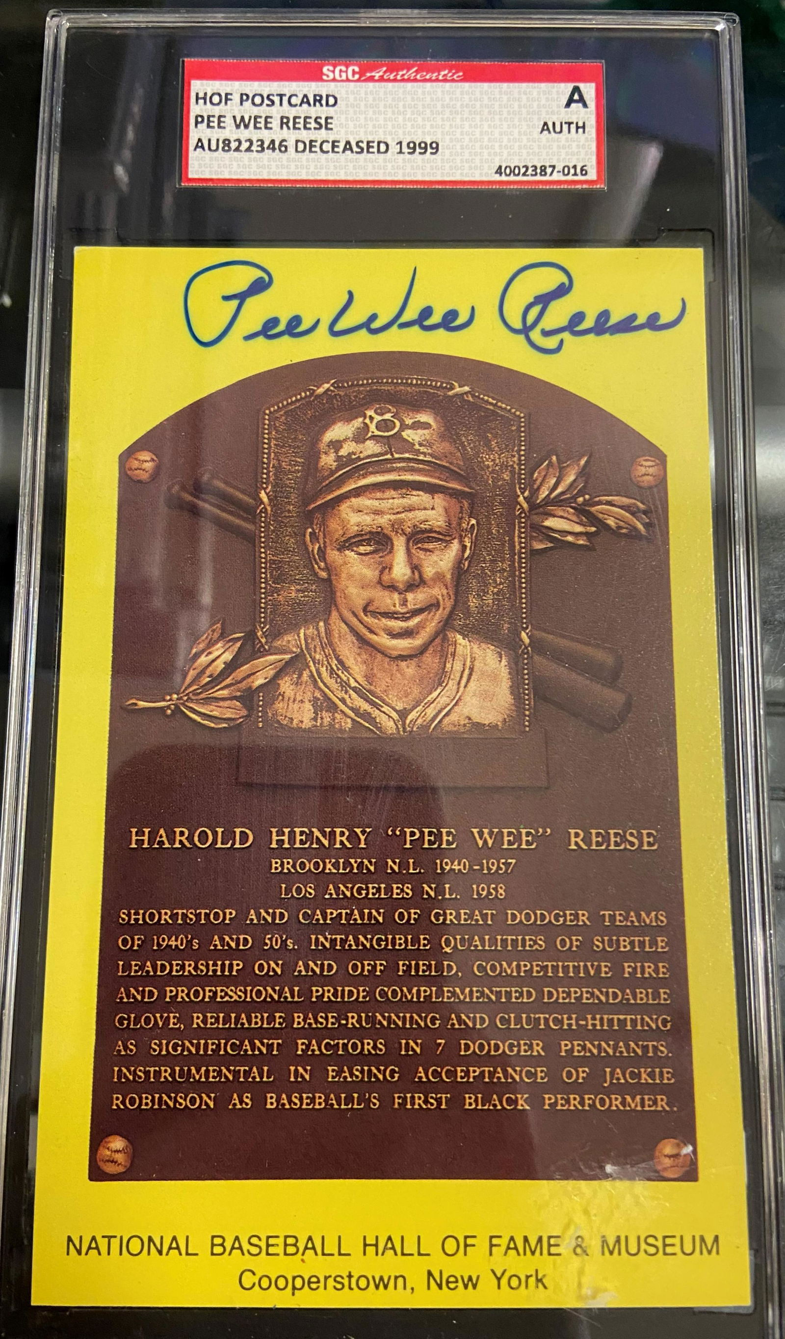 Pee Wee Reese Slabbed Autographed Postcard (1 of 1)