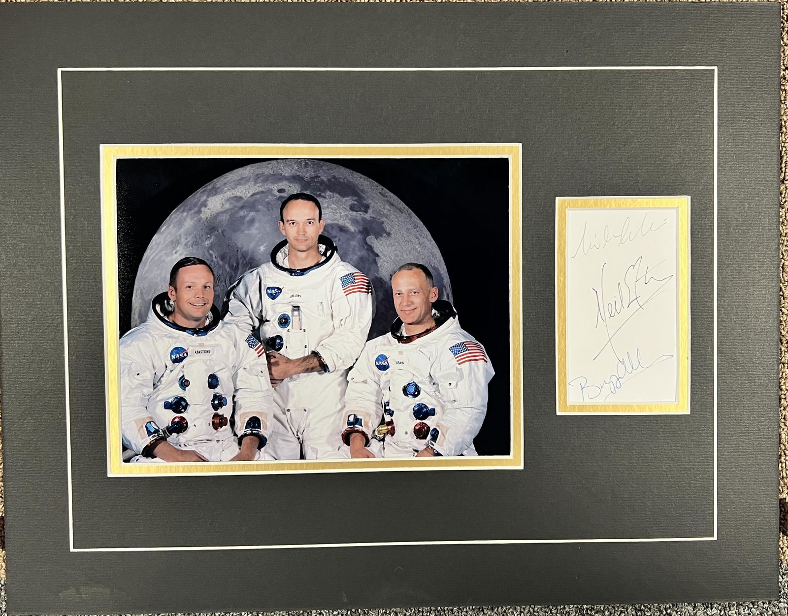 Apollo 11 AUTOGRAPHED Display NEIL BUZZ MICHAEL (1 of 1)