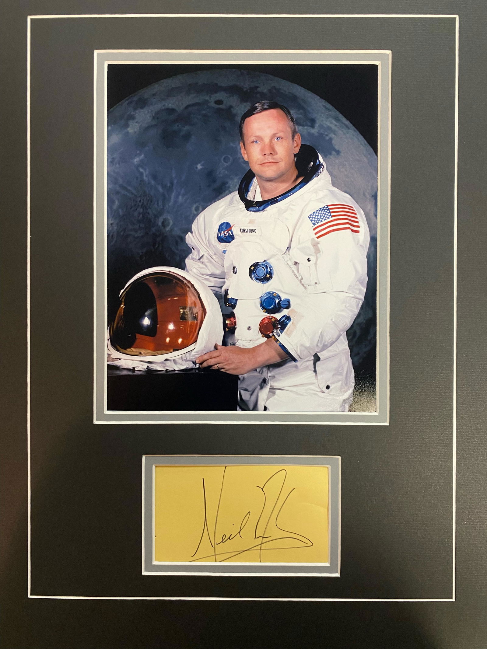 Neil Armstrong Autographed Display (1 of 1)