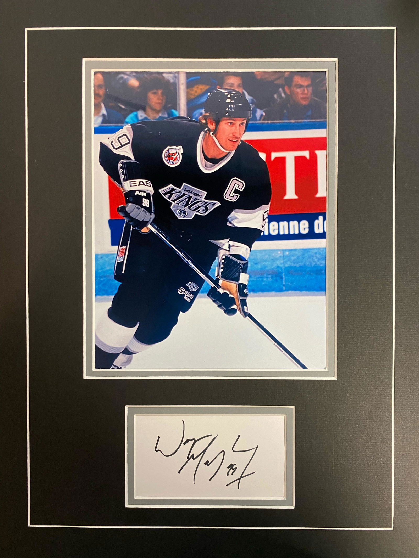 Wayne Gretzky Autographed ALBUM (1 of 1)