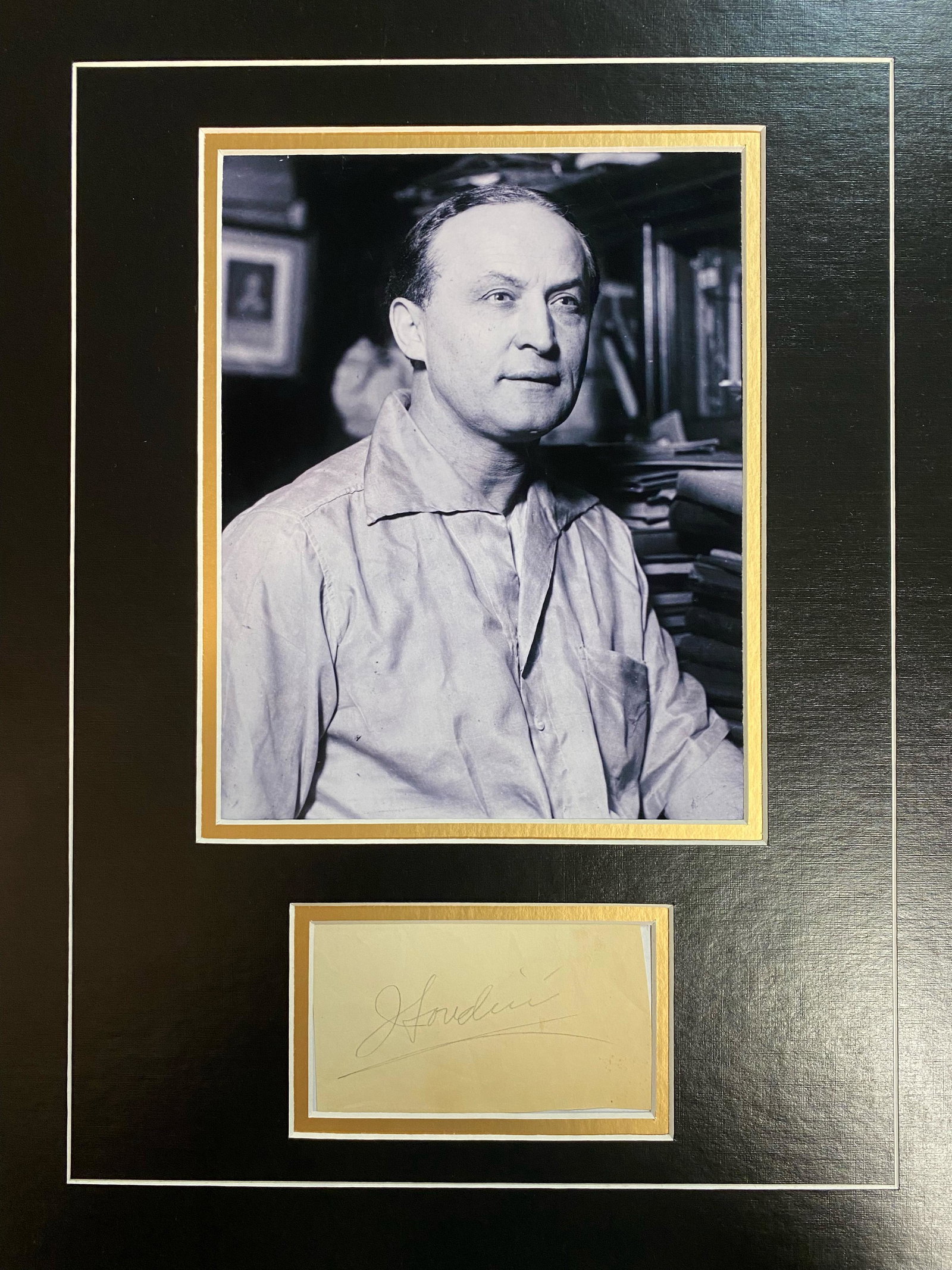 Harry Houdini Autographed Display (1 of 1)