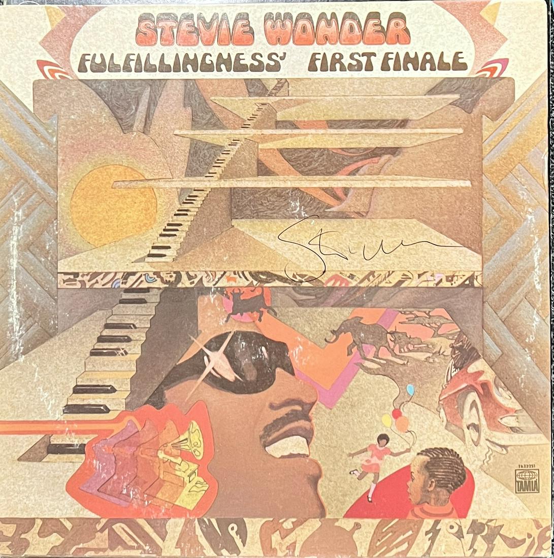 Stevie Wonder Autographed ALBUM: Displays are not framed, and can be framed for a cost. Framed items will state they are framed in the name of the item. All signed items come with a COA. Ask any and all questions BEFORE bidding. Sign