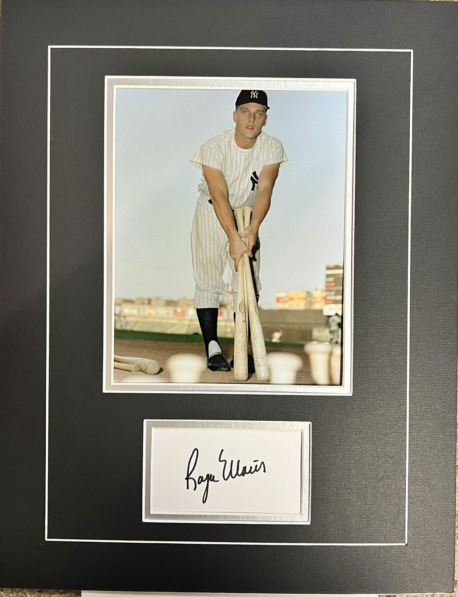 Roger Maris Autographed Display (1 of 1)