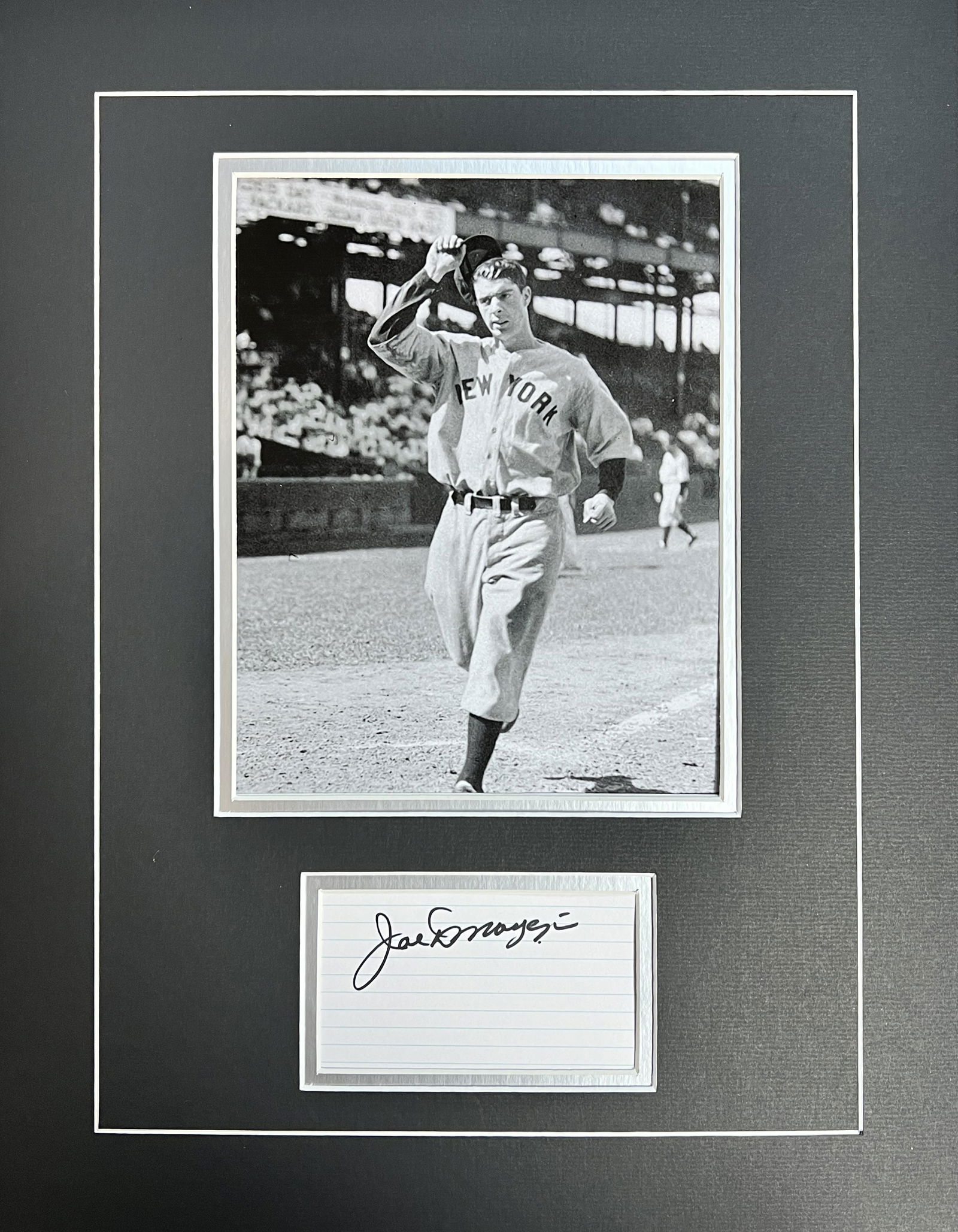 Joe DiMaggio Autographed Display (1 of 1)