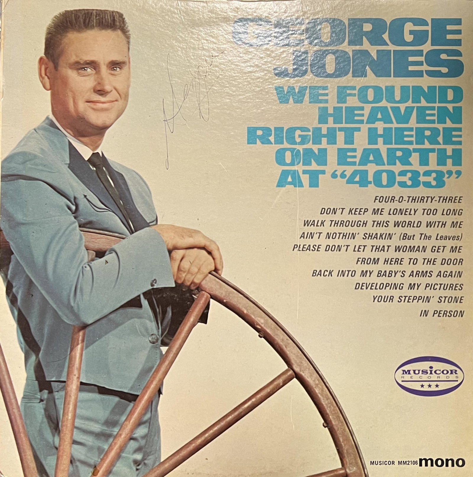 George Jones Autographed ALBUM: Displays are not framed, and can be framed for a cost. Framed items will state they are framed in the name of the item. All signed items come with a COA. Ask any and all questions BEFORE bidding. Sign
