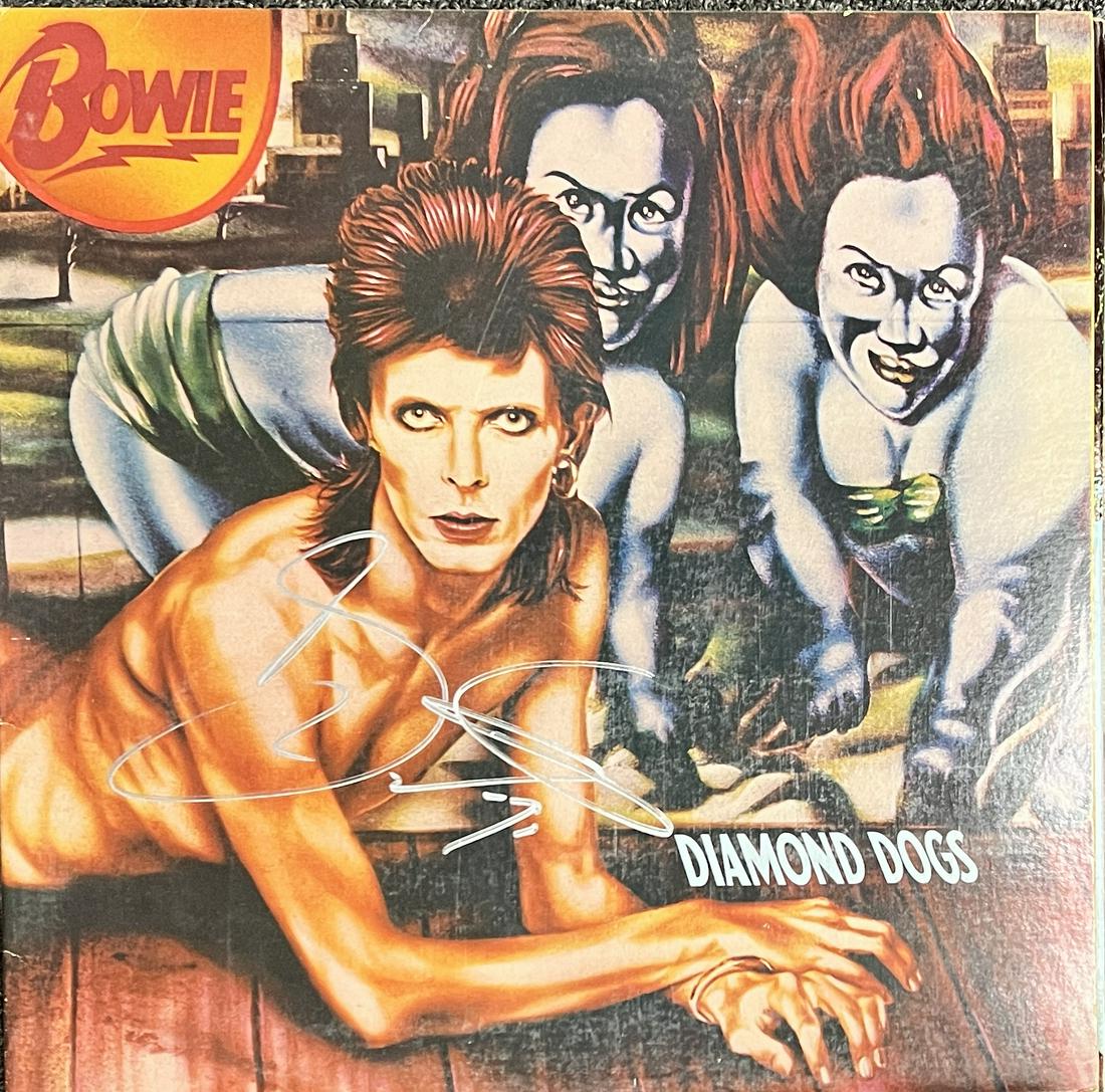 David Bowie Autographed ALBUM: Displays are not framed, and can be framed for a cost. Framed items will state they are framed in the name of the item. All signed items come with a COA. Ask any and all questions BEFORE bidding. Sign