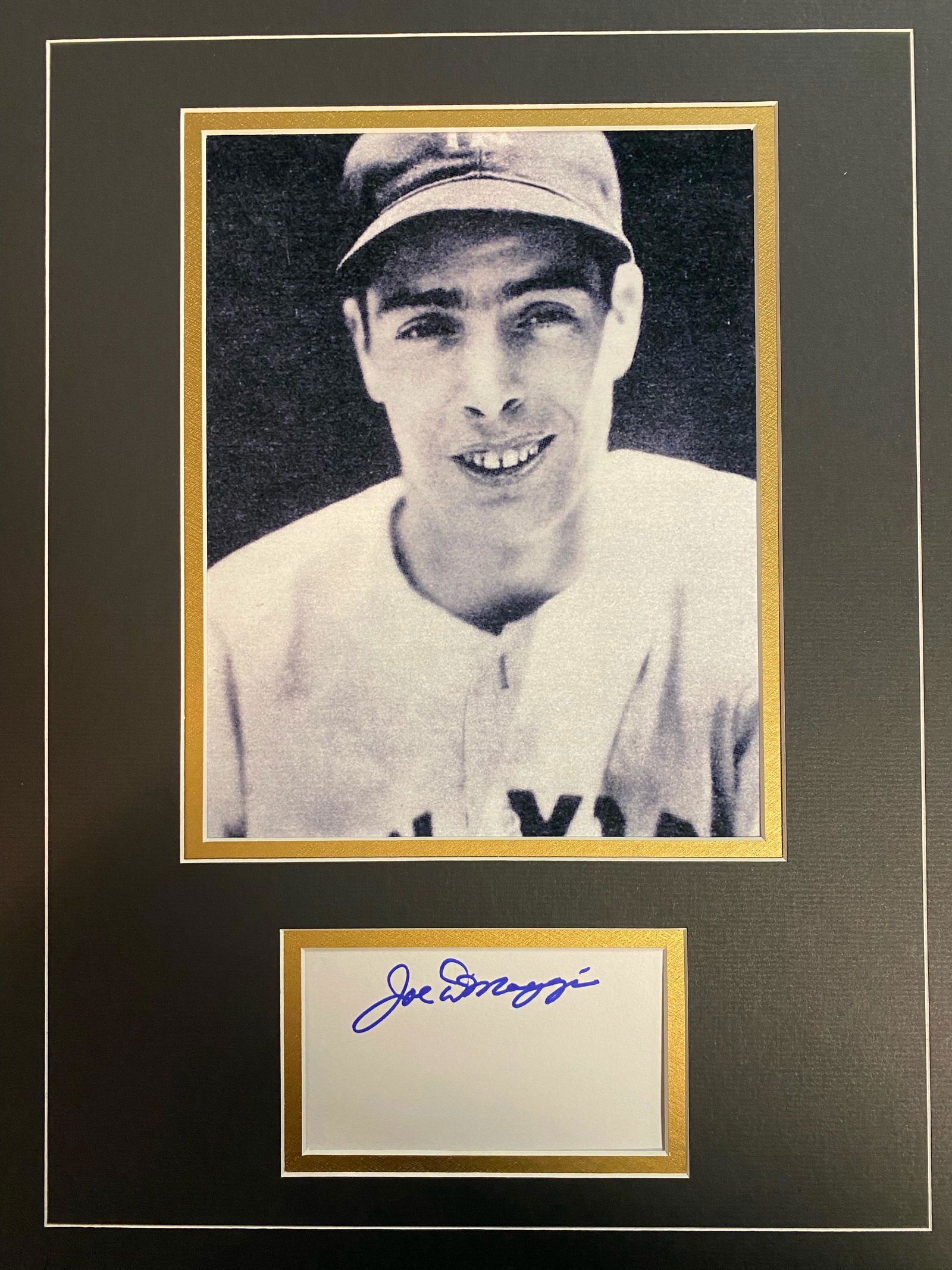 Joe DiMaggio Autographed Display (1 of 1)