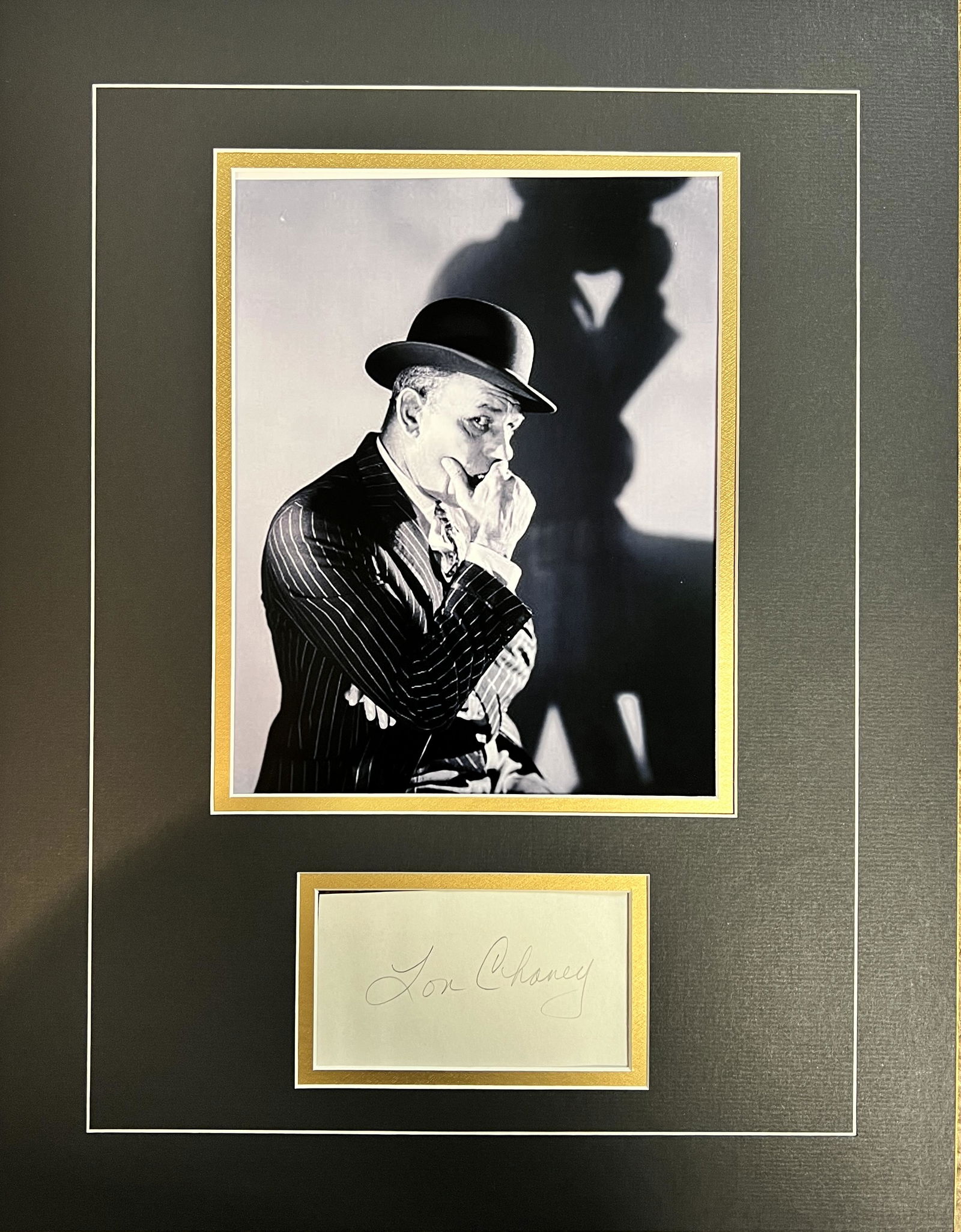Lon Chaney Autographed Display: Displays are not framed, and can be framed for a cost. Framed items will state they are framed in the name of the item. All signed items come with a COA. Ask any and all questions BEFORE bidding. Sign