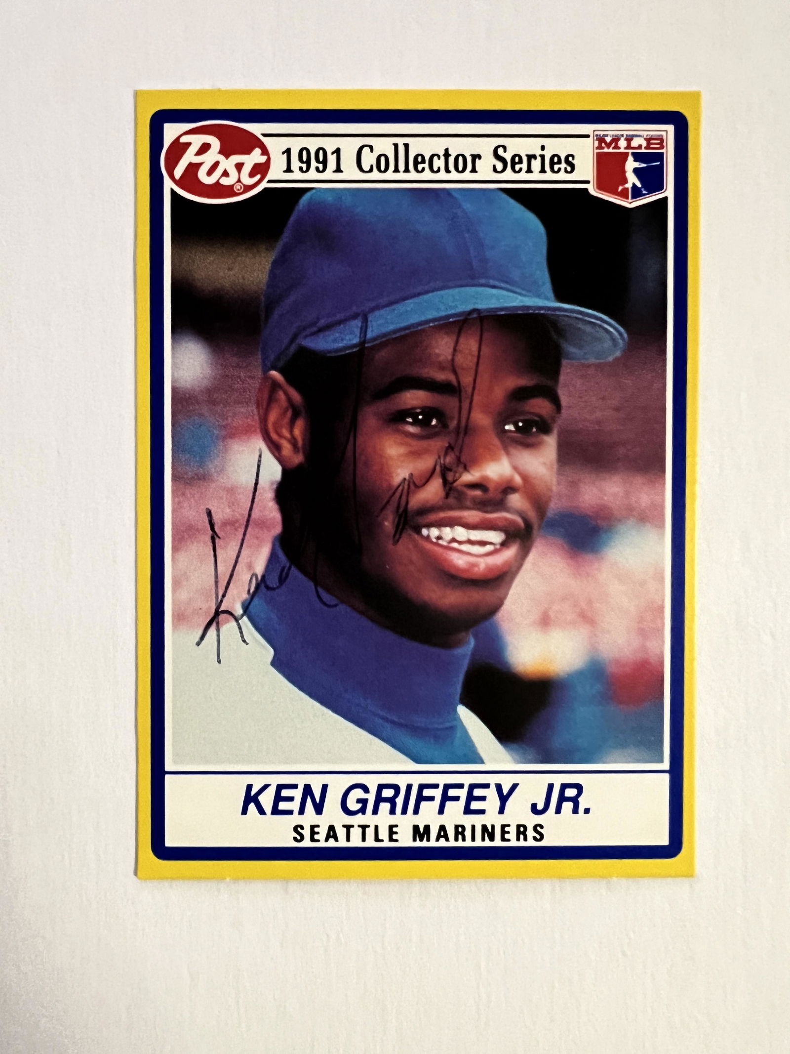 Ken Griffey Jr Autographed CARD (1 of 1)