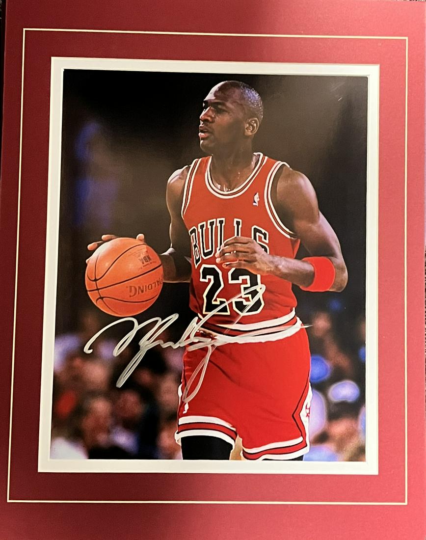 Michael Jordan Autographed 8X10 (1 of 1)