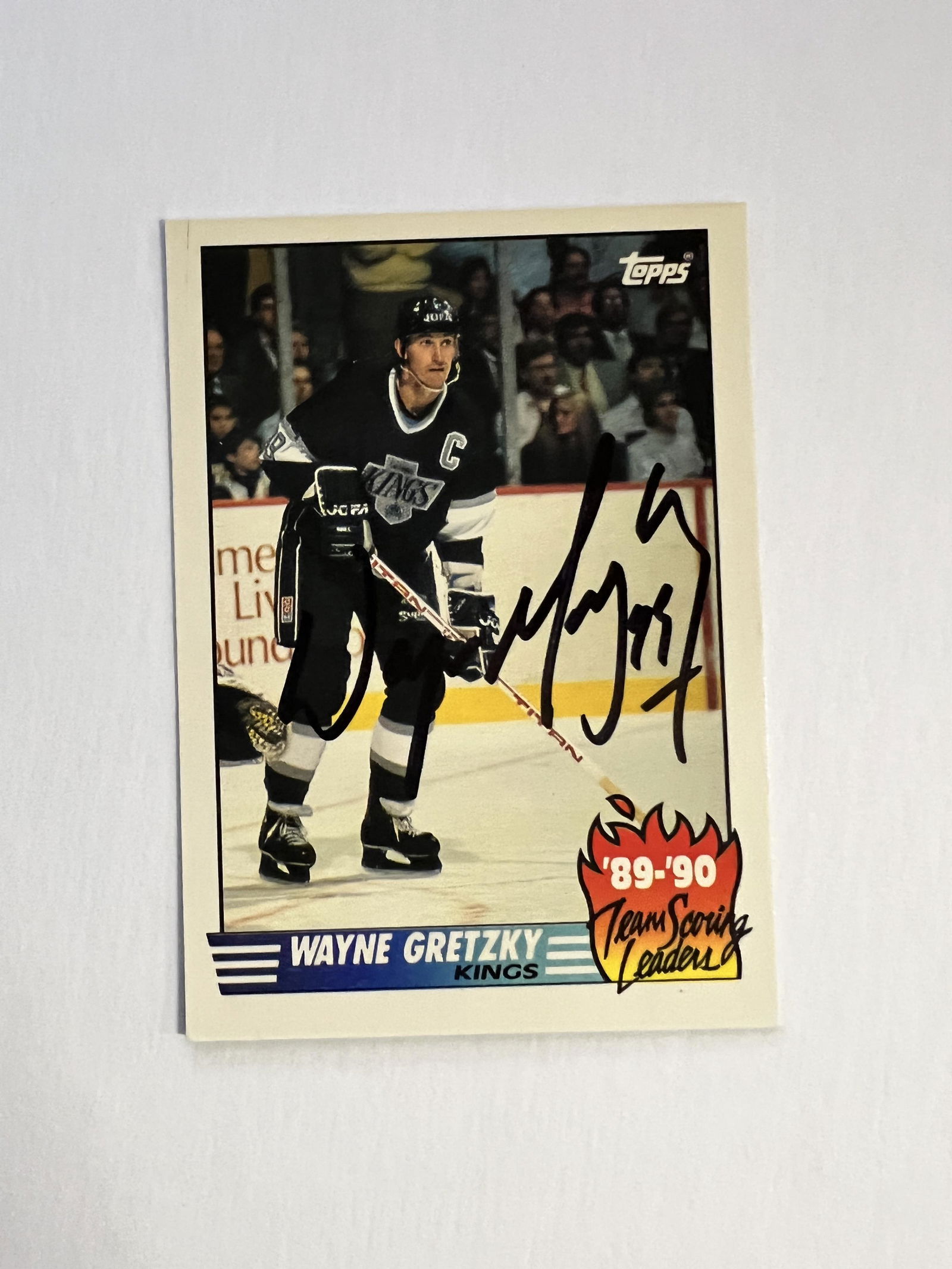 Wayne Gretzky Autographed Card (1 of 1)