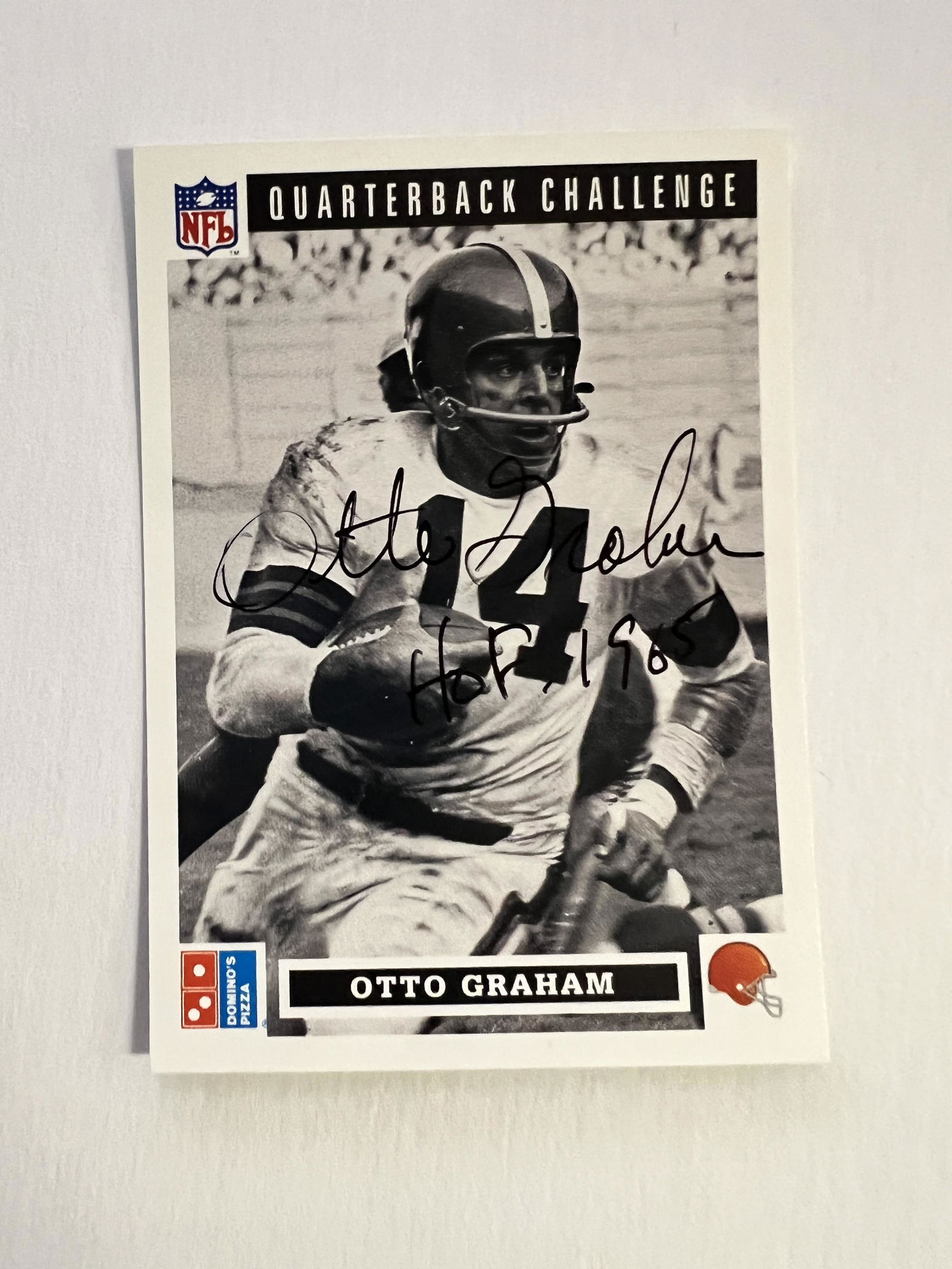 Otto Graham Autographed CARD (1 of 1)