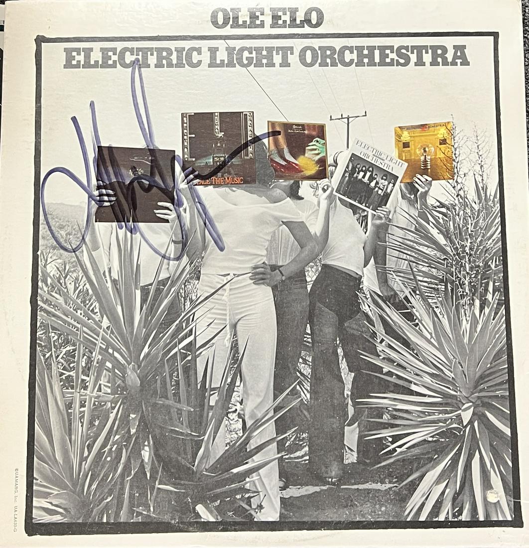 Jeff Lynne Autographed Album: Displays are not framed, and can be framed for a cost. Framed items will state they are framed in the name of the item. All signed items come with a COA. Ask any and all questions BEFORE bidding. Sign