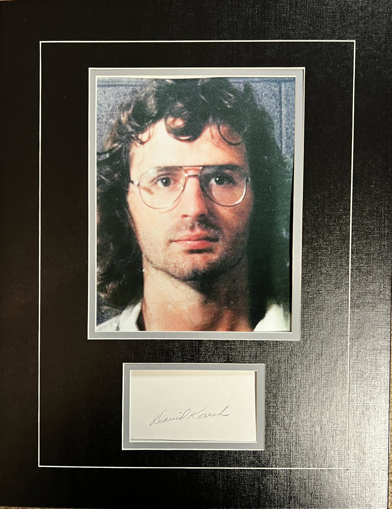 David Koresh Autographed Display (1 of 1)