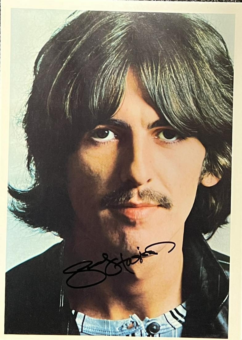 George Harrison Autographed White Album Photo: Displays are not framed, and can be framed for a cost. Framed items will state they are framed in the name of the item. All signed items come with a COA. Ask any and all questions BEFORE bidding. Sign