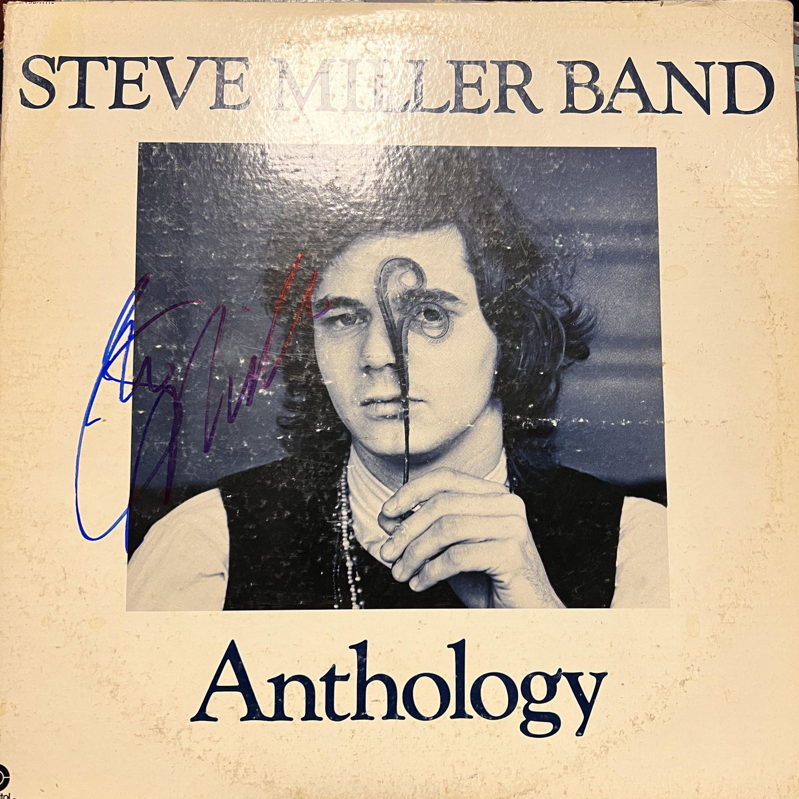 Steve Miller Autographed Album: Displays are not framed, and can be framed for a cost. Framed items will state they are framed in the name of the item. All signed items come with a COA. Ask any and all questions BEFORE bidding. Sign