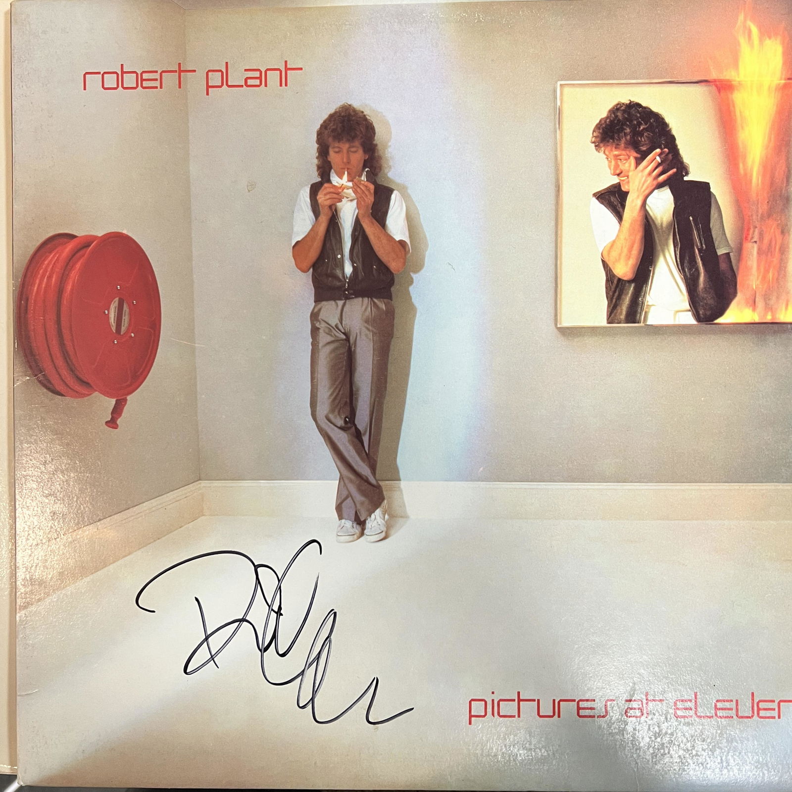 Robert PLANT Autographed Album (1 of 1)