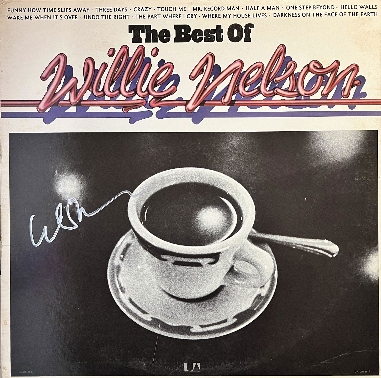 Willie Nelson Autographed ALBUM (1 of 1)