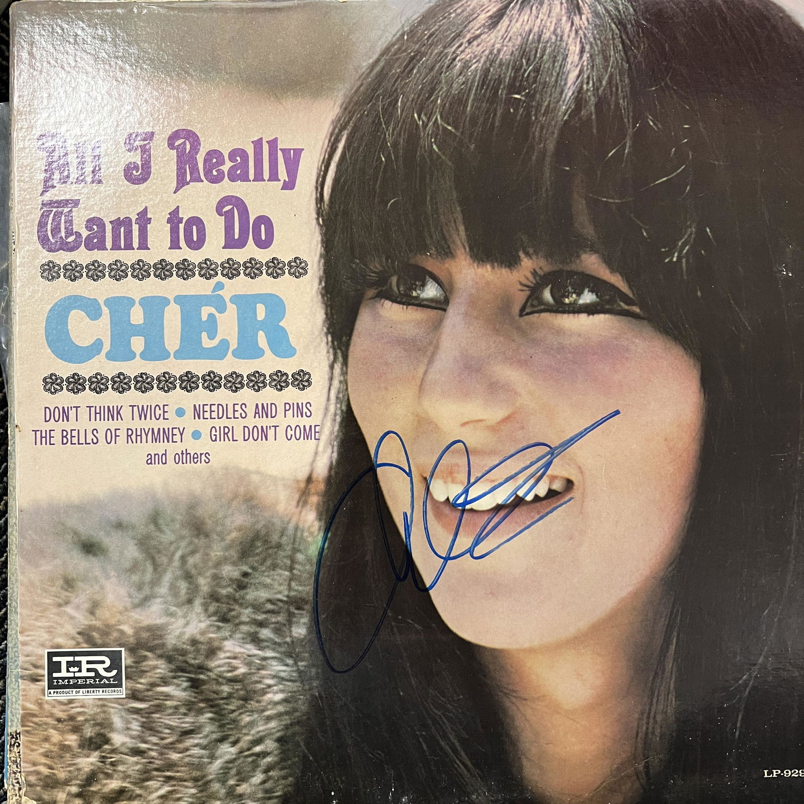 Cher Autographed ALBUM (1 of 1)